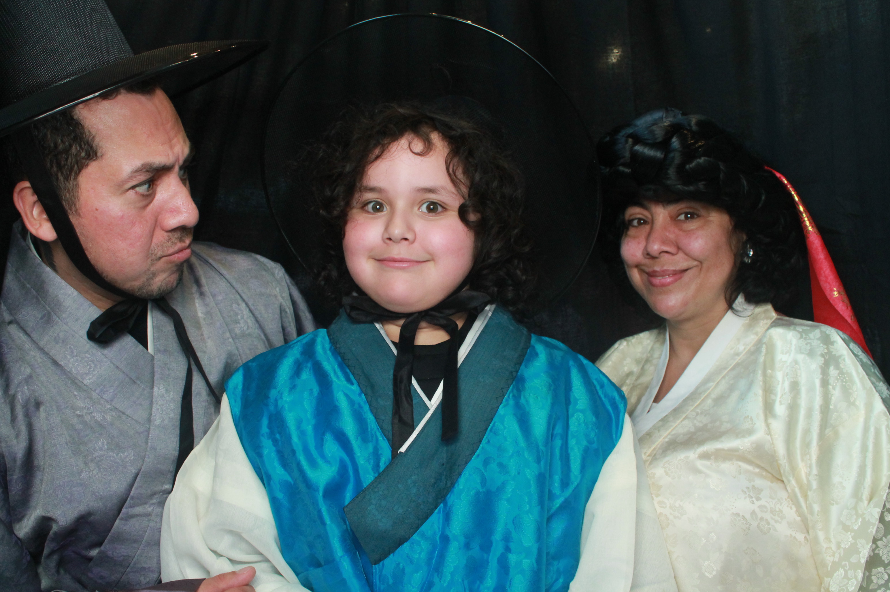 K-Culture Festival 2025 - Booth 2 | View more photos from the event at wgtngallery.classicphotobooths.co.nz/u/wgtncpbgallery/K-Culture-Festival-2025-Booth-2