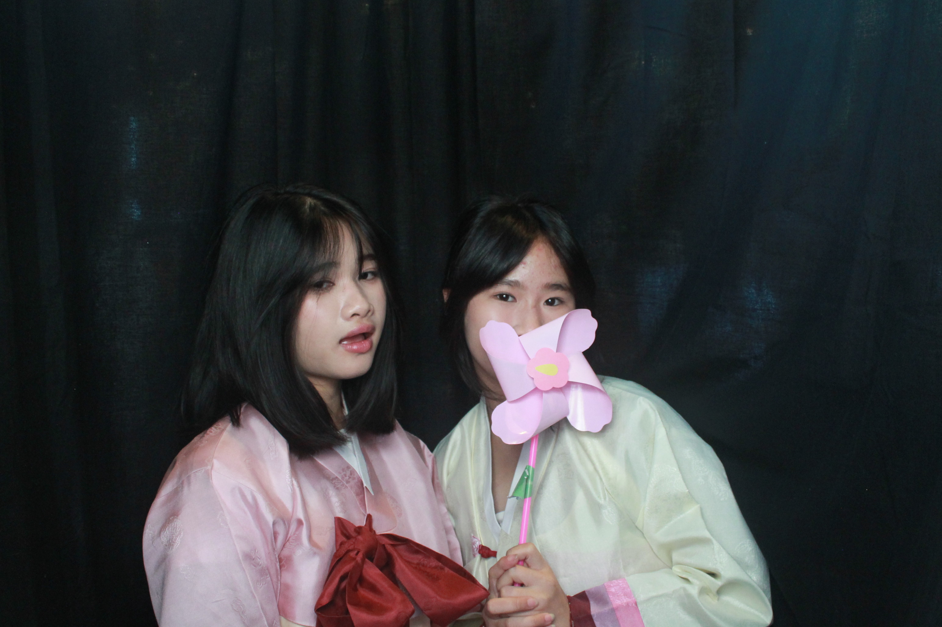 K-Culture Festival 2025 - Booth 2 | View more photos from the event at wgtngallery.classicphotobooths.co.nz/u/wgtncpbgallery/K-Culture-Festival-2025-Booth-2