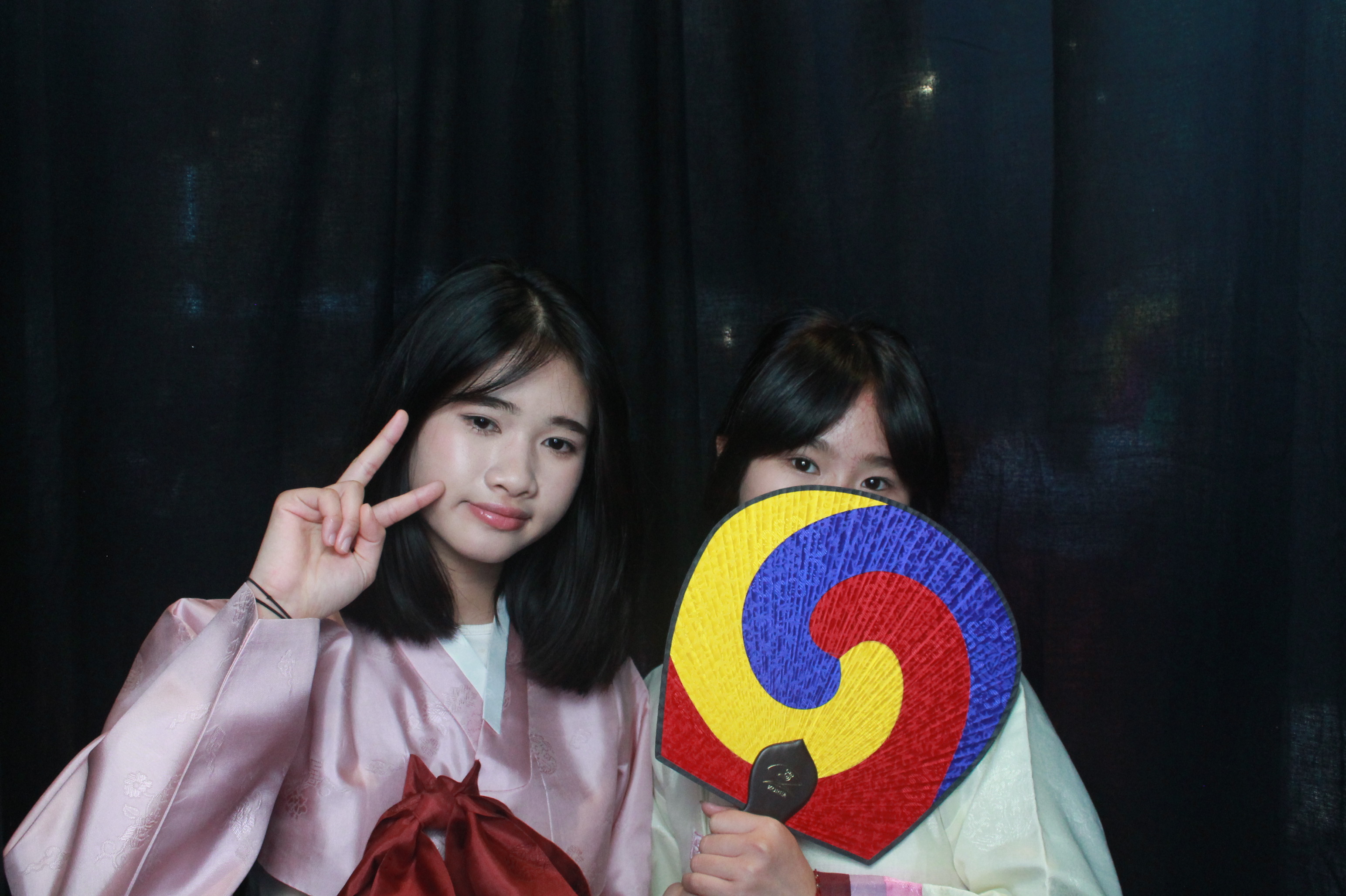 K-Culture Festival 2025 - Booth 2 | View more photos from the event at wgtngallery.classicphotobooths.co.nz/u/wgtncpbgallery/K-Culture-Festival-2025-Booth-2