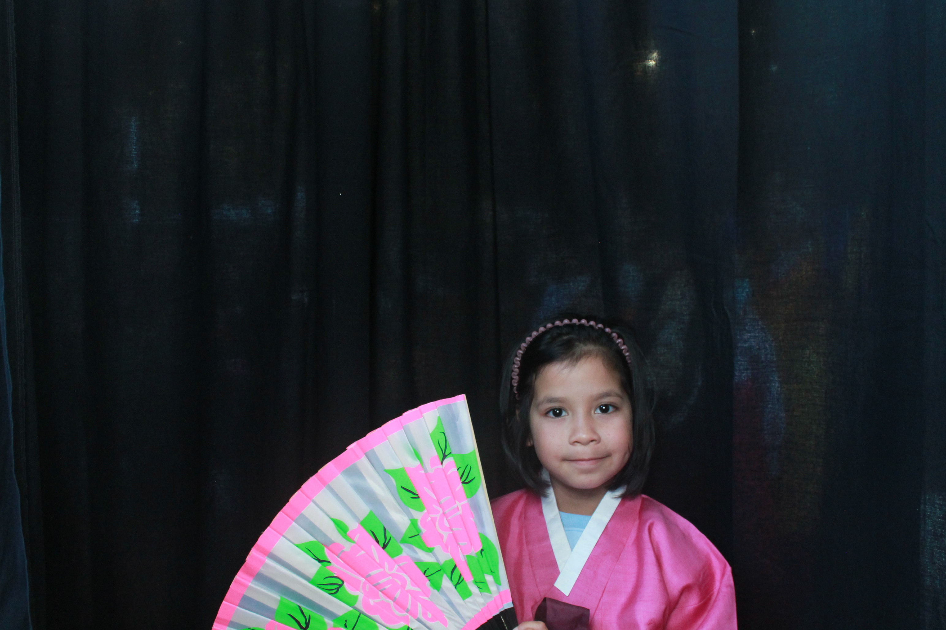 K-Culture Festival 2025 - Booth 2 | View more photos from the event at wgtngallery.classicphotobooths.co.nz/u/wgtncpbgallery/K-Culture-Festival-2025-Booth-2