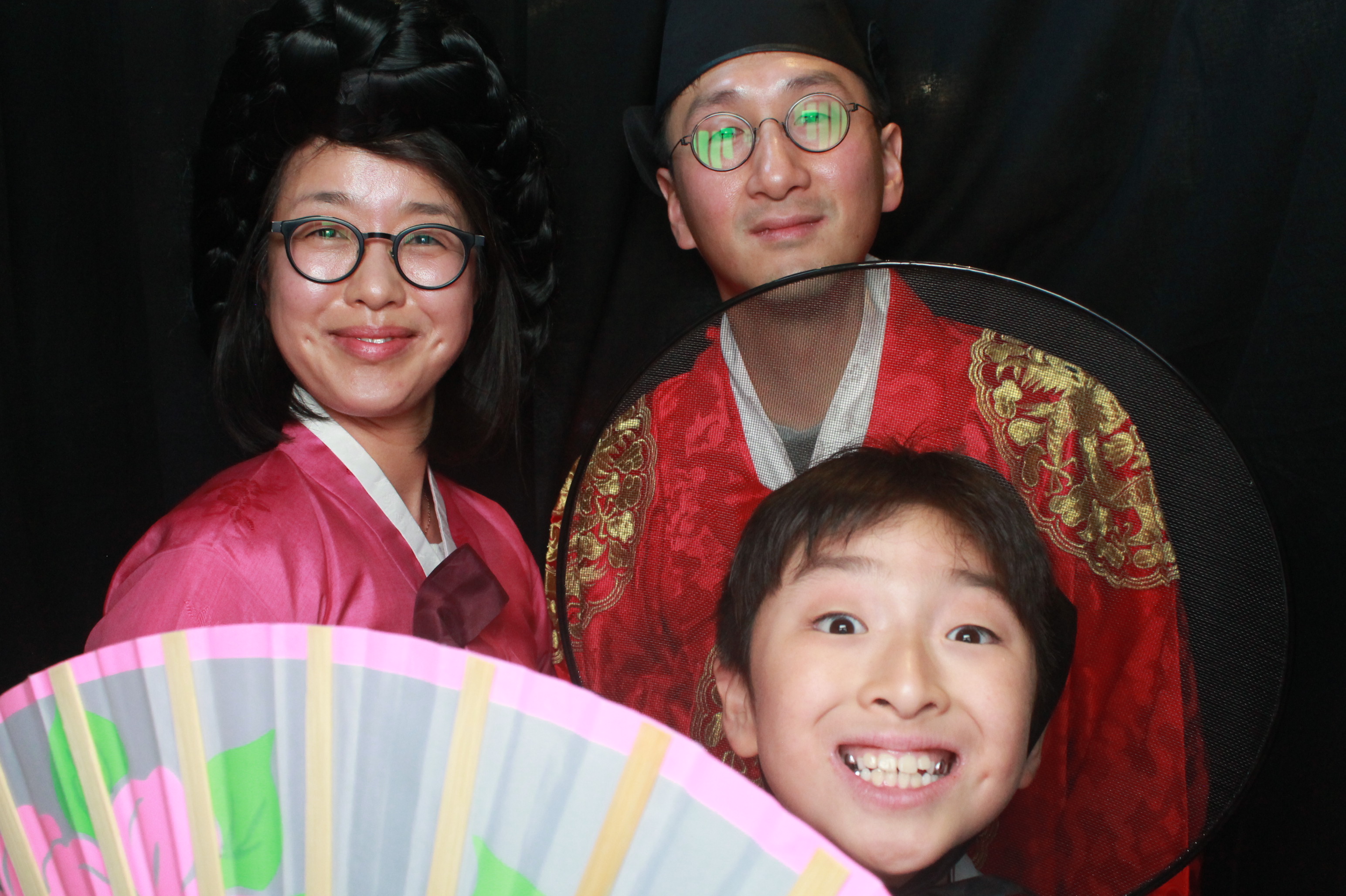 K-Culture Festival 2025 - Booth 2 | View more photos from the event at wgtngallery.classicphotobooths.co.nz/u/wgtncpbgallery/K-Culture-Festival-2025-Booth-2