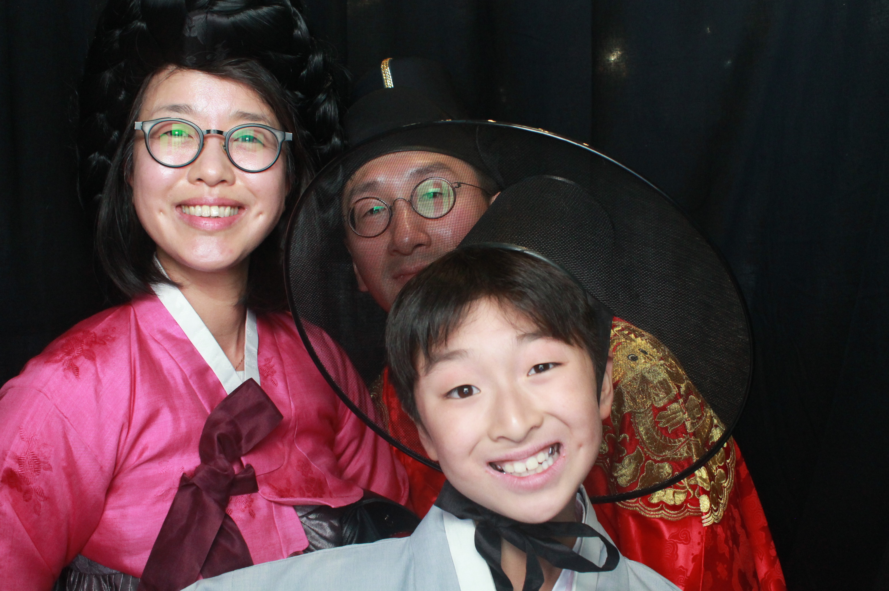 K-Culture Festival 2025 - Booth 2 | View more photos from the event at wgtngallery.classicphotobooths.co.nz/u/wgtncpbgallery/K-Culture-Festival-2025-Booth-2