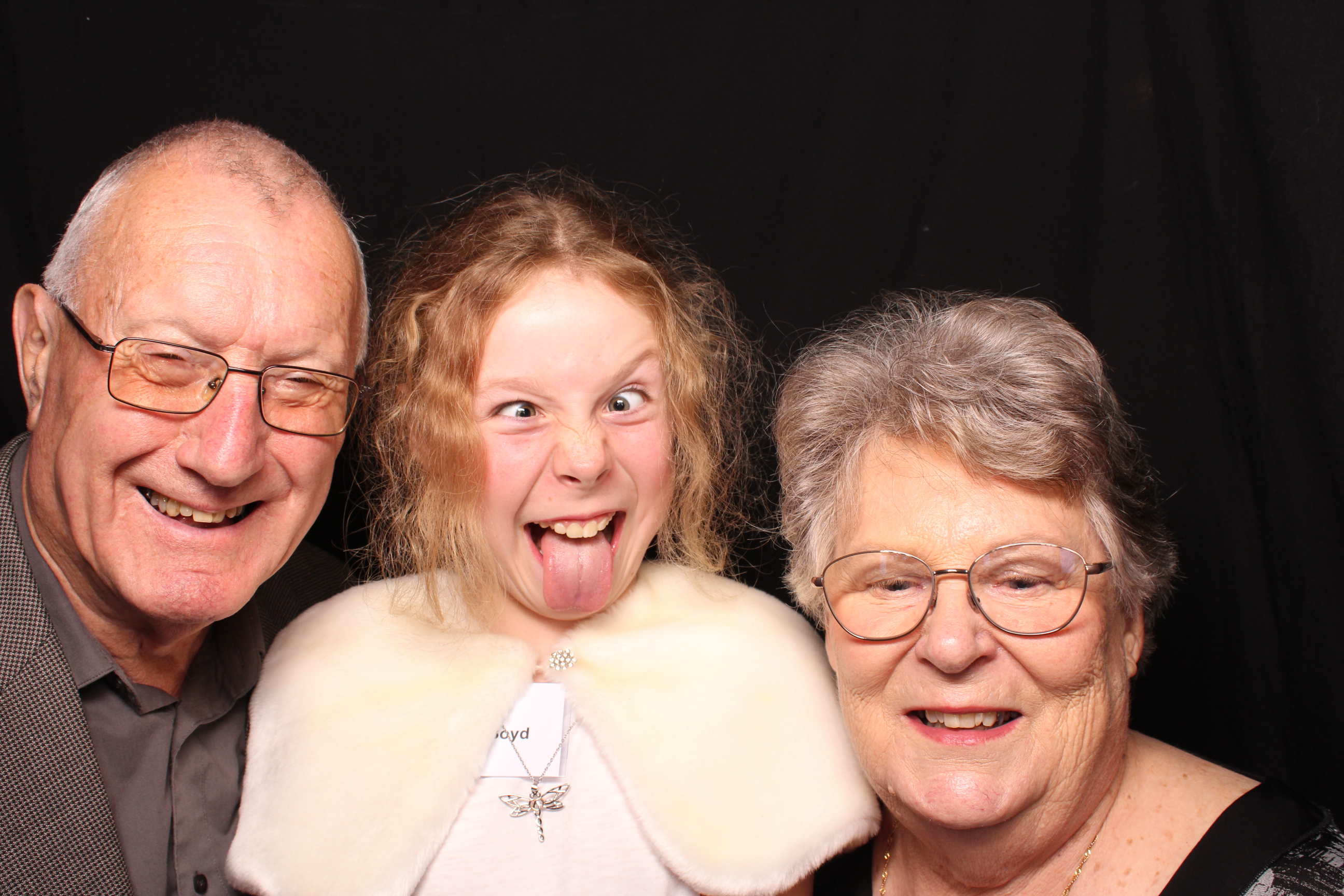 Porirua 75th Honours Night | View more photos from the event at wgtngallery.classicphotobooths.co.nz/u/wgtncpbgallery/Porirua-75th-Honours-Night