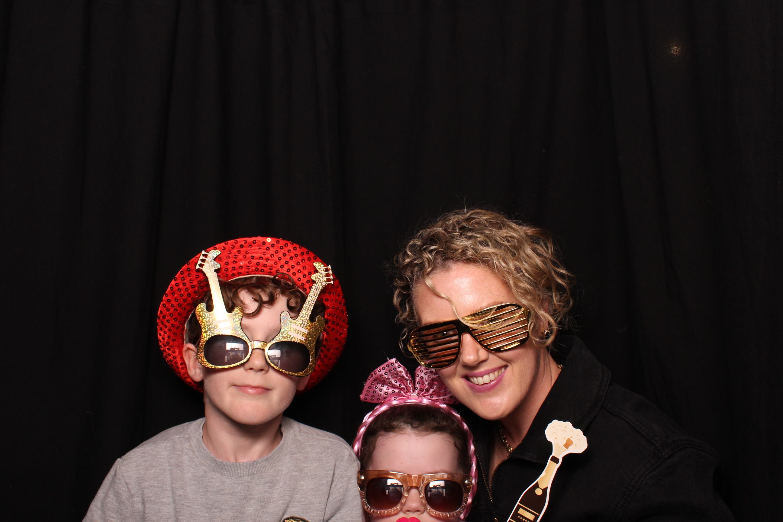 Porirua 75th Honours Night | View more photos from the event at wgtngallery.classicphotobooths.co.nz/u/wgtncpbgallery/Porirua-75th-Honours-Night