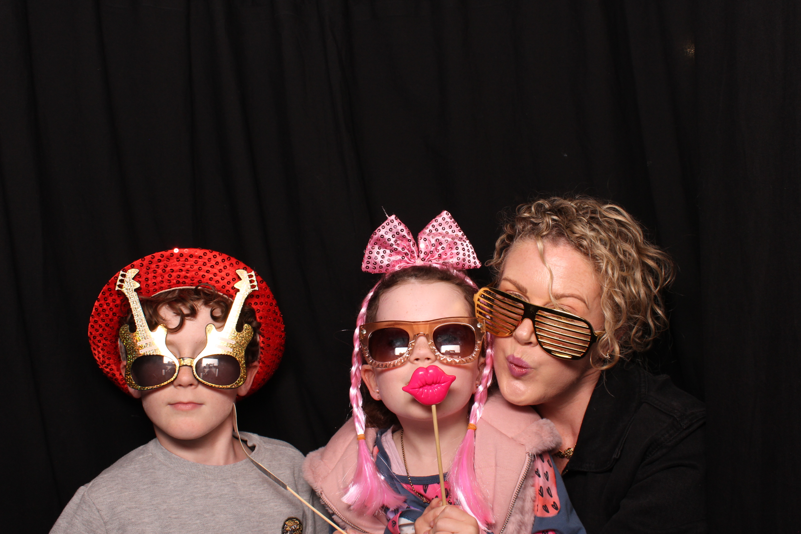 Porirua 75th Honours Night | View more photos from the event at wgtngallery.classicphotobooths.co.nz/u/wgtncpbgallery/Porirua-75th-Honours-Night