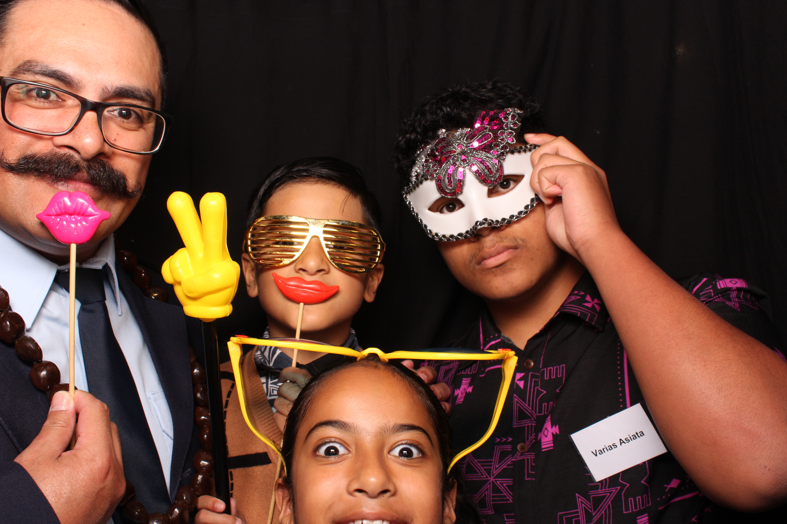 Porirua 75th Honours Night | View more photos from the event at wgtngallery.classicphotobooths.co.nz/u/wgtncpbgallery/Porirua-75th-Honours-Night