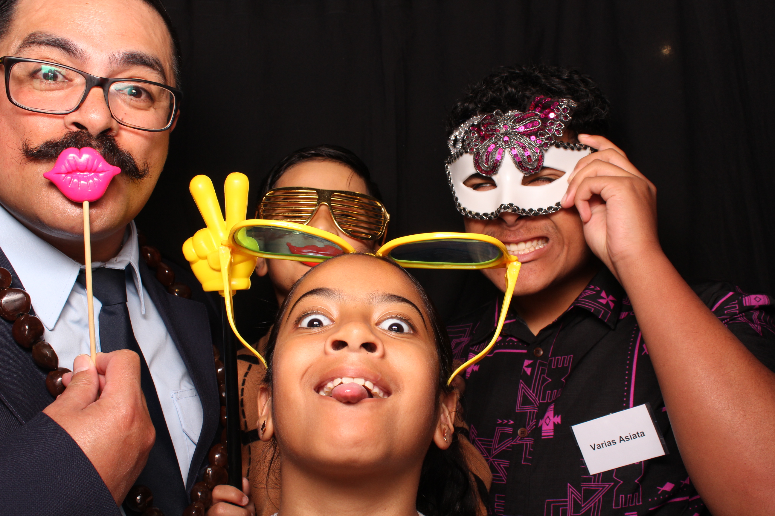 Porirua 75th Honours Night | View more photos from the event at wgtngallery.classicphotobooths.co.nz/u/wgtncpbgallery/Porirua-75th-Honours-Night