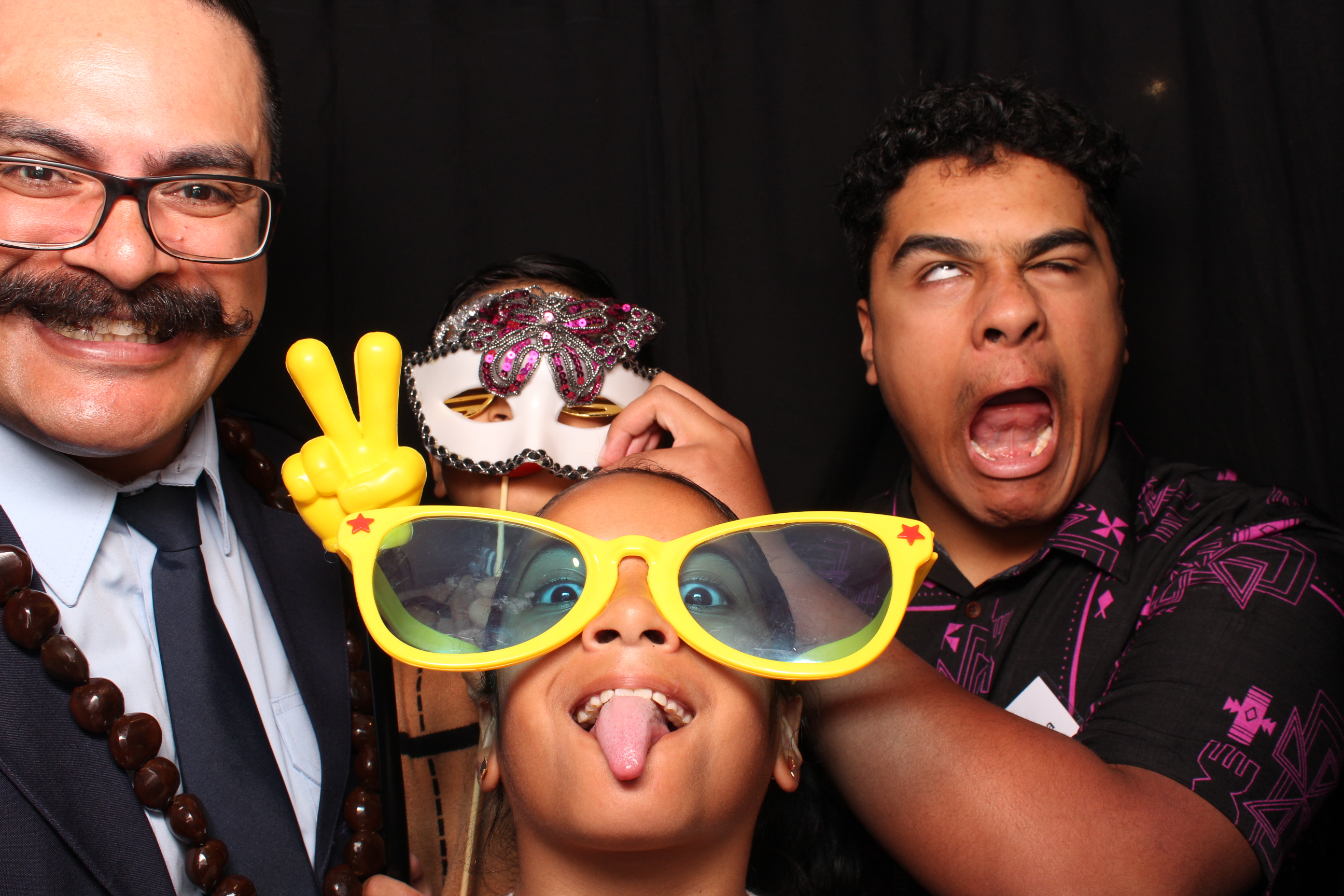 Porirua 75th Honours Night | View more photos from the event at wgtngallery.classicphotobooths.co.nz/u/wgtncpbgallery/Porirua-75th-Honours-Night