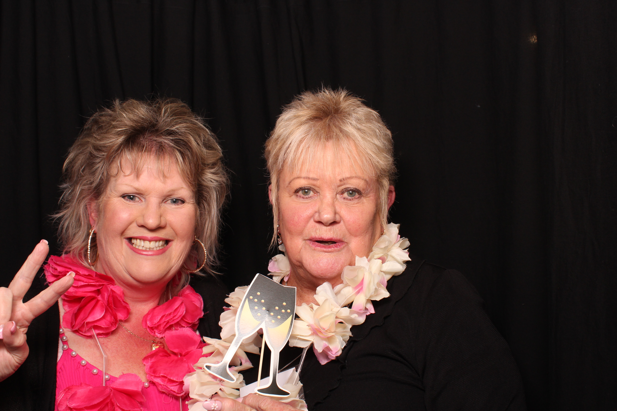 Porirua 75th Honours Night | View more photos from the event at wgtngallery.classicphotobooths.co.nz/u/wgtncpbgallery/Porirua-75th-Honours-Night