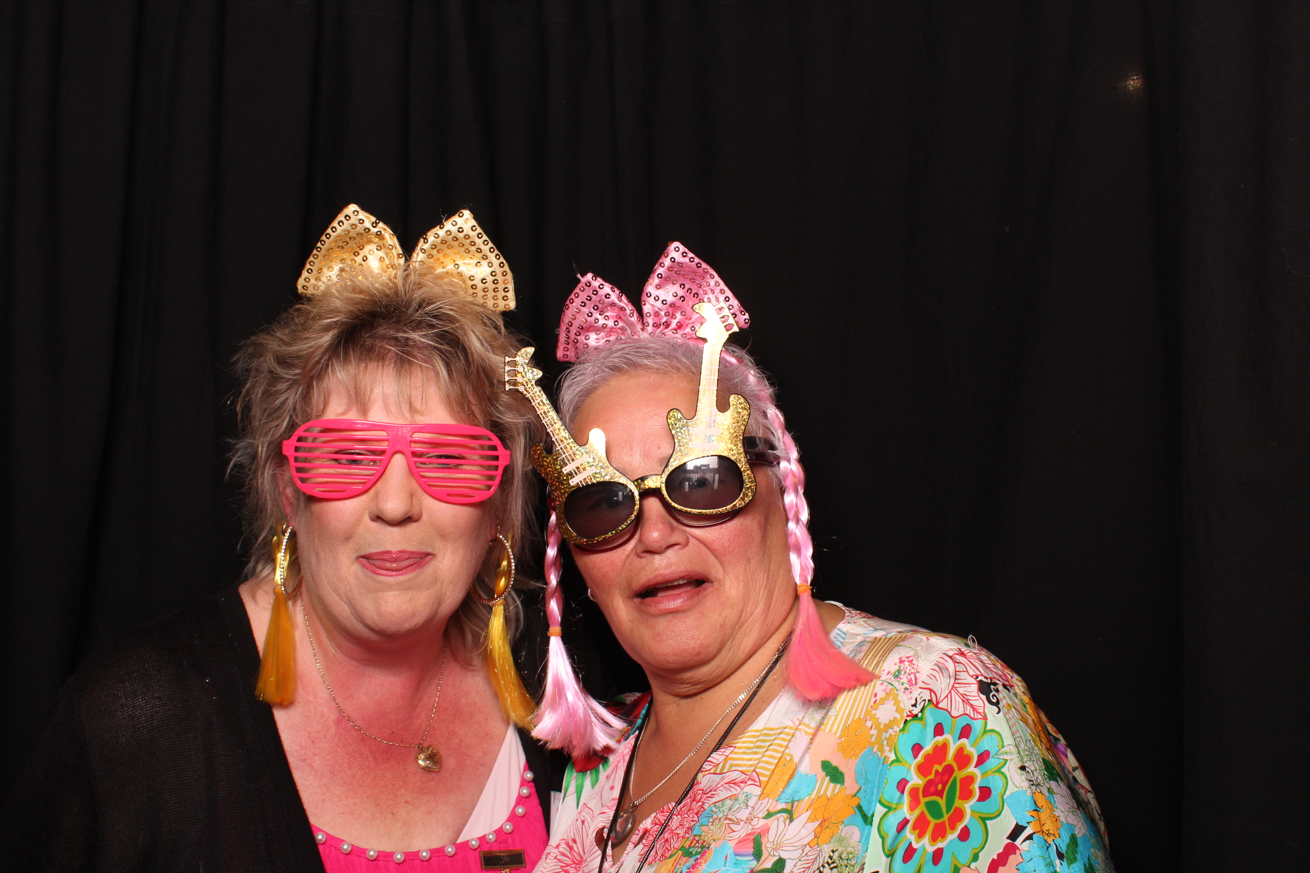 Porirua 75th Honours Night | View more photos from the event at wgtngallery.classicphotobooths.co.nz/u/wgtncpbgallery/Porirua-75th-Honours-Night