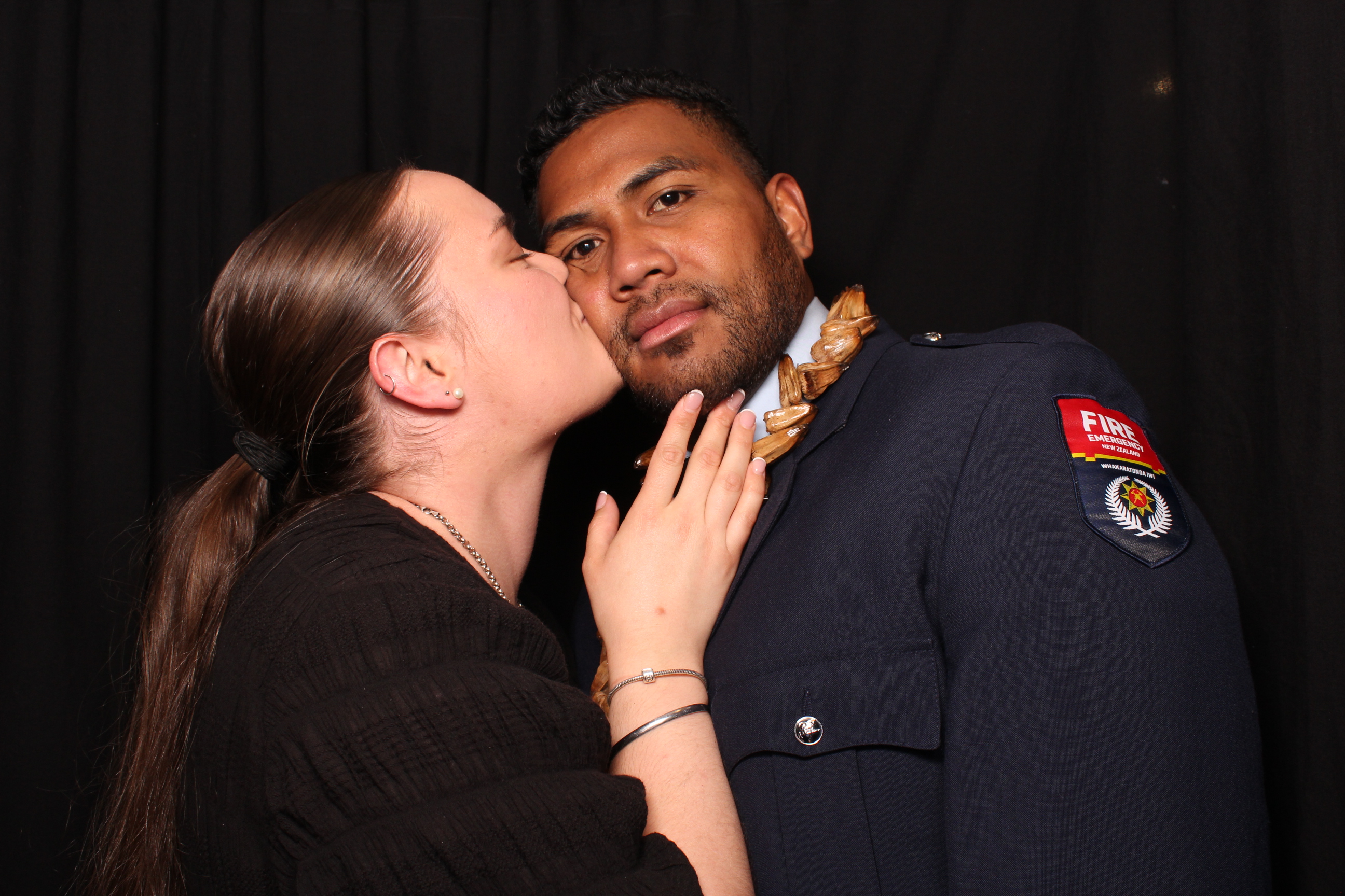 Porirua 75th Honours Night | View more photos from the event at wgtngallery.classicphotobooths.co.nz/u/wgtncpbgallery/Porirua-75th-Honours-Night