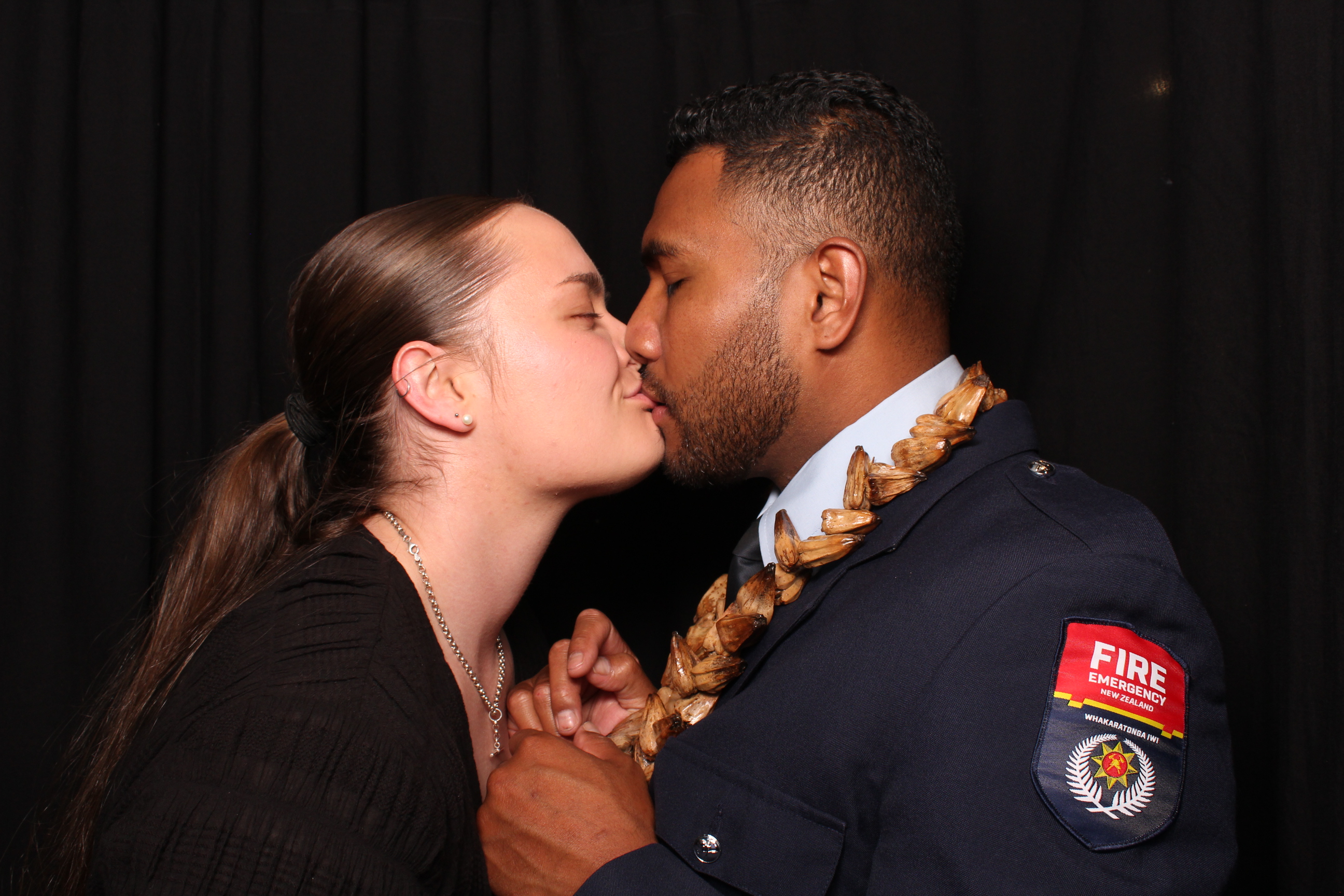 Porirua 75th Honours Night | View more photos from the event at wgtngallery.classicphotobooths.co.nz/u/wgtncpbgallery/Porirua-75th-Honours-Night