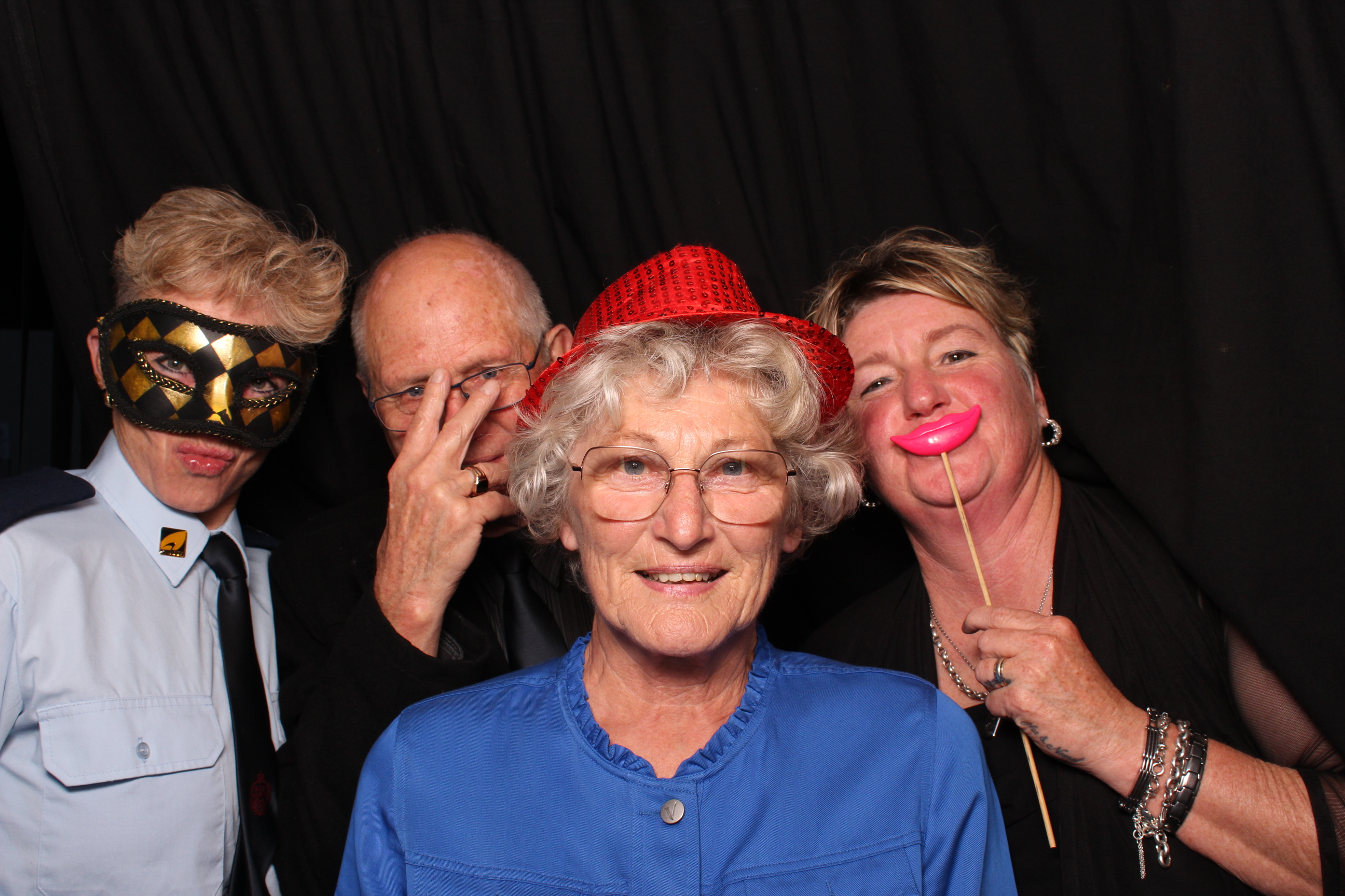 Porirua 75th Honours Night | View more photos from the event at wgtngallery.classicphotobooths.co.nz/u/wgtncpbgallery/Porirua-75th-Honours-Night