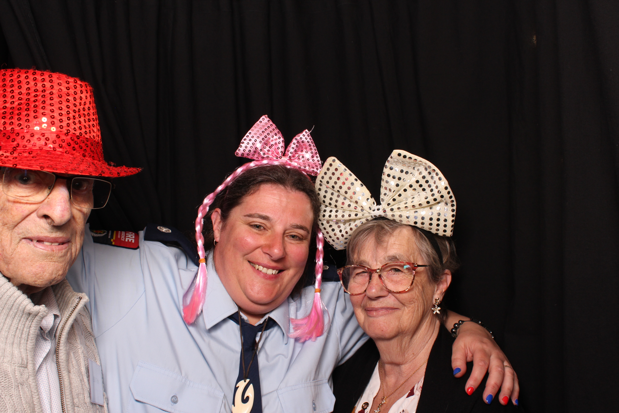 Porirua 75th Honours Night | View more photos from the event at wgtngallery.classicphotobooths.co.nz/u/wgtncpbgallery/Porirua-75th-Honours-Night