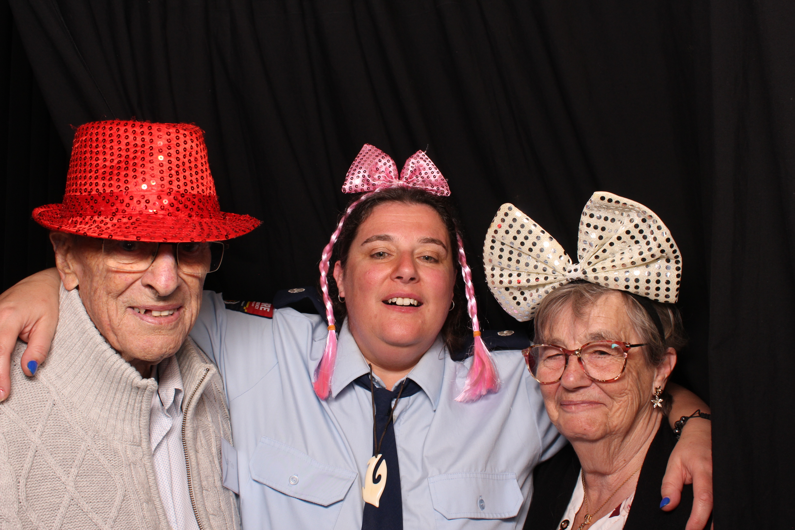 Porirua 75th Honours Night | View more photos from the event at wgtngallery.classicphotobooths.co.nz/u/wgtncpbgallery/Porirua-75th-Honours-Night