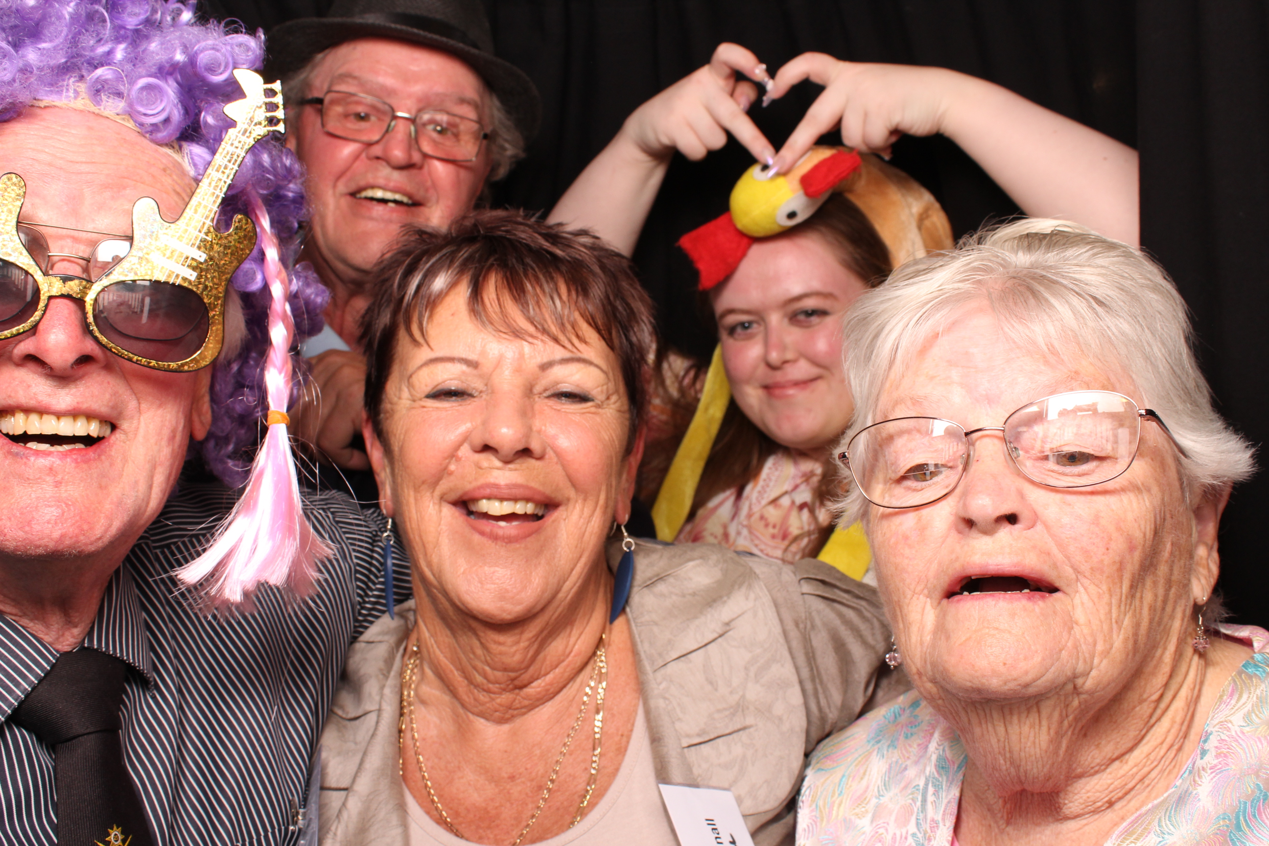 Porirua 75th Honours Night | View more photos from the event at wgtngallery.classicphotobooths.co.nz/u/wgtncpbgallery/Porirua-75th-Honours-Night