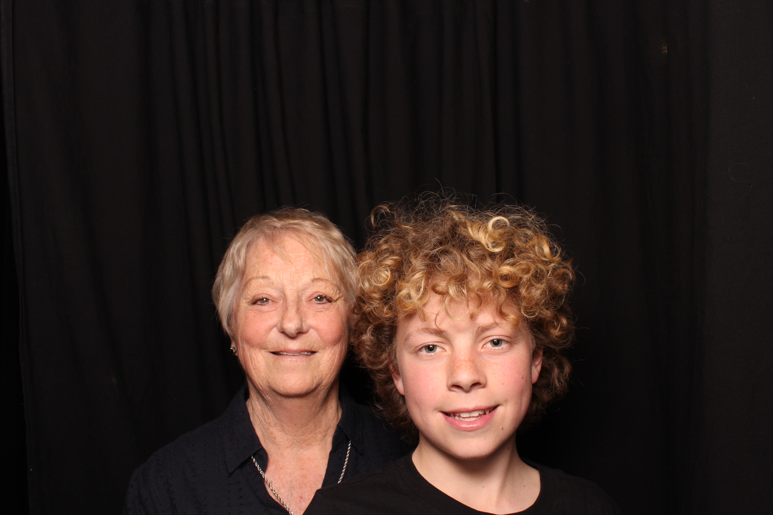 Porirua 75th Honours Night | View more photos from the event at wgtngallery.classicphotobooths.co.nz/u/wgtncpbgallery/Porirua-75th-Honours-Night