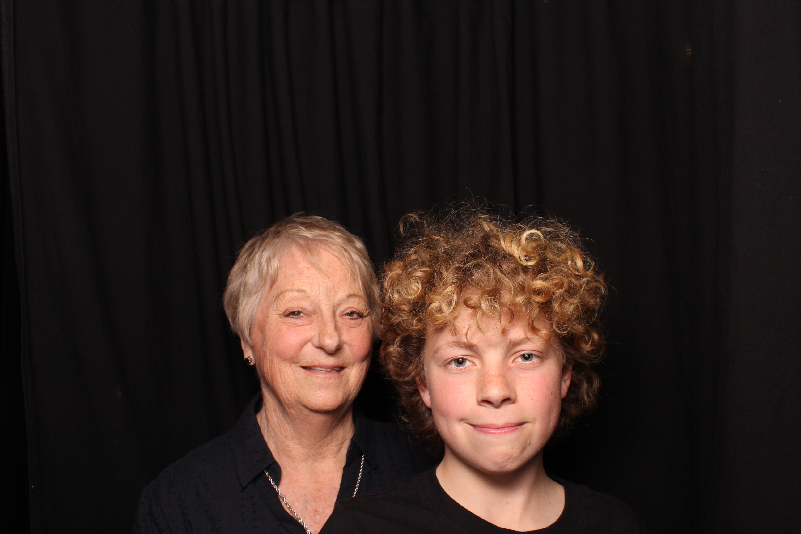 Porirua 75th Honours Night | View more photos from the event at wgtngallery.classicphotobooths.co.nz/u/wgtncpbgallery/Porirua-75th-Honours-Night