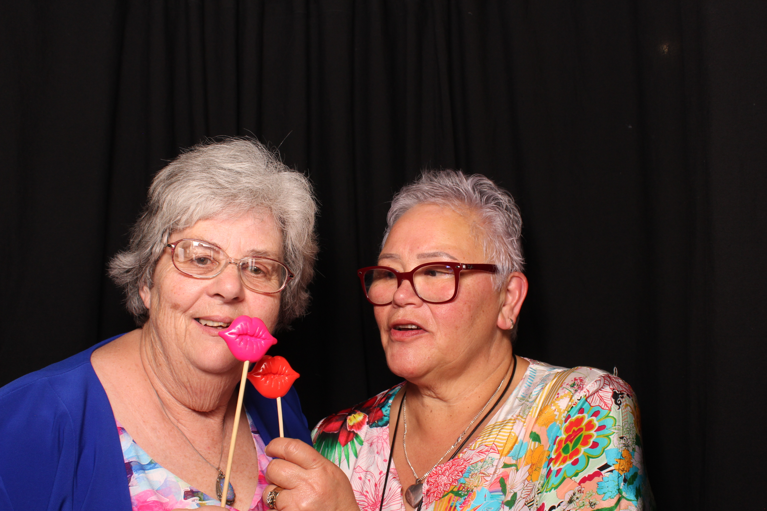 Porirua 75th Honours Night | View more photos from the event at wgtngallery.classicphotobooths.co.nz/u/wgtncpbgallery/Porirua-75th-Honours-Night