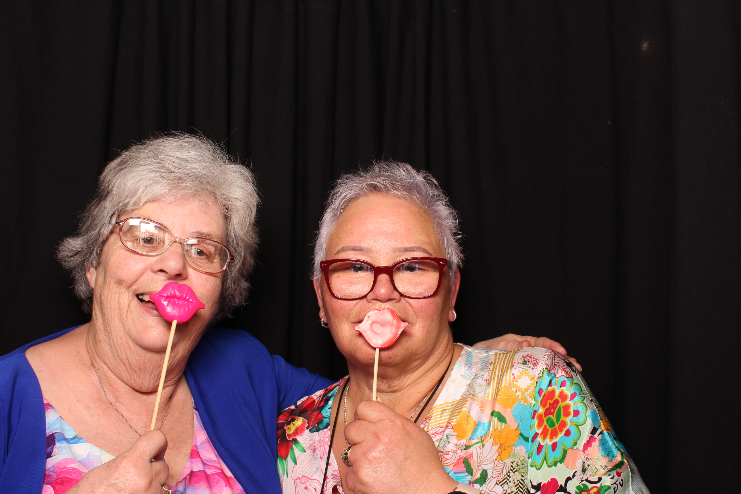 Porirua 75th Honours Night | View more photos from the event at wgtngallery.classicphotobooths.co.nz/u/wgtncpbgallery/Porirua-75th-Honours-Night