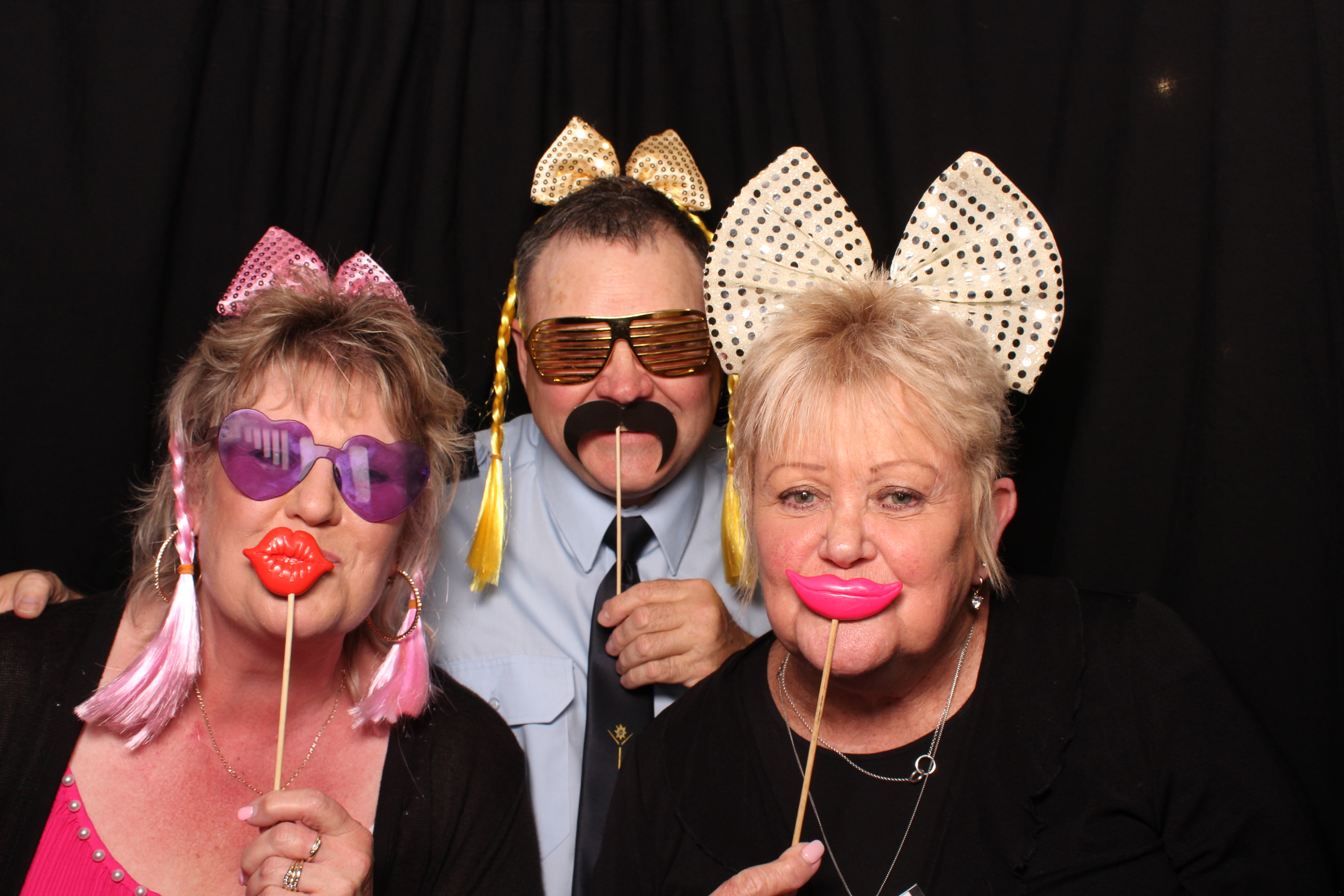 Porirua 75th Honours Night | View more photos from the event at wgtngallery.classicphotobooths.co.nz/u/wgtncpbgallery/Porirua-75th-Honours-Night