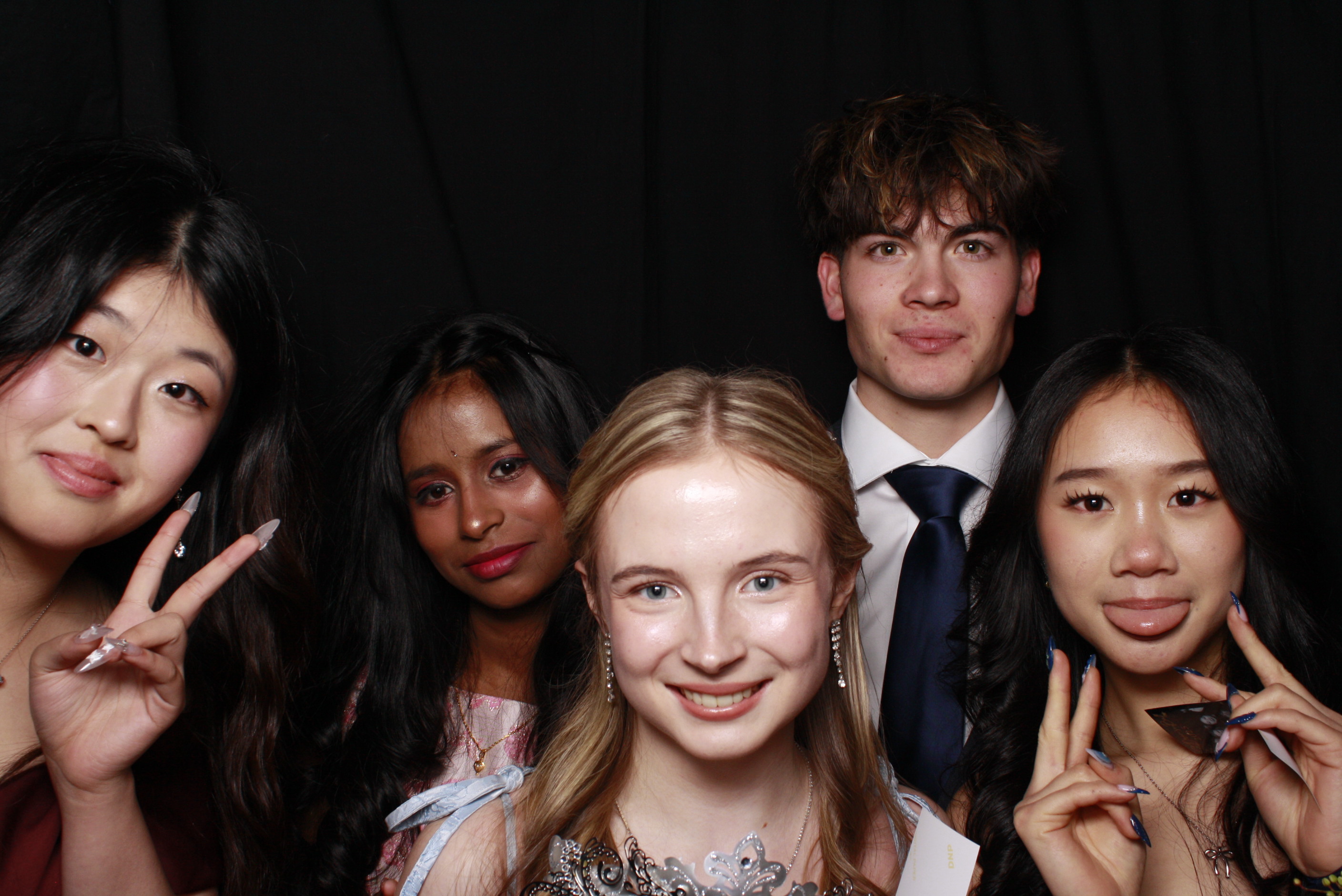 St Orans College Ball 2025 - Booth 1 | View more photos from the event at wgtngallery.classicphotobooths.co.nz/u/wgtncpbgallery/St-Orans-College-Ball-2025-Booth-1