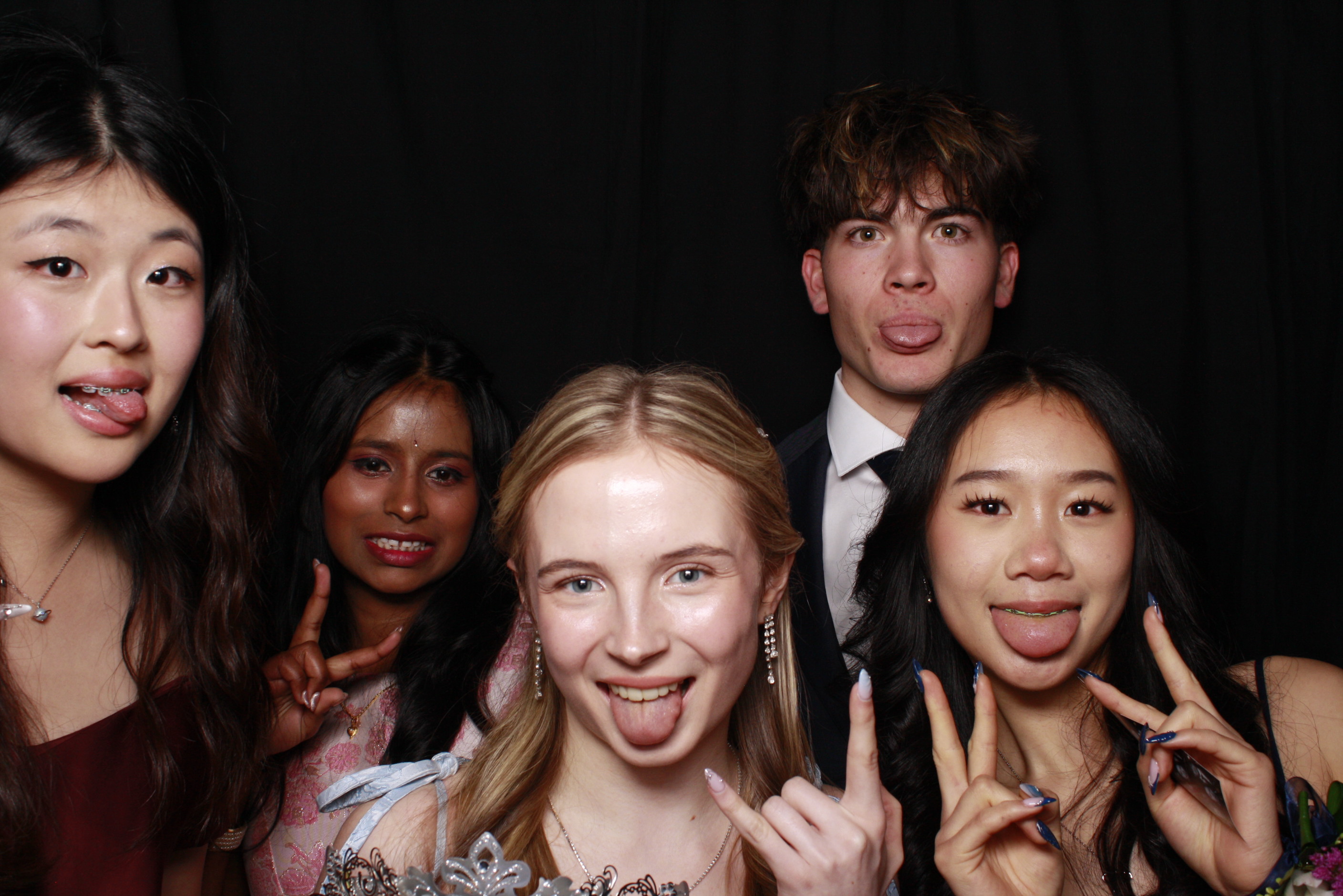 St Orans College Ball 2025 - Booth 1 | View more photos from the event at wgtngallery.classicphotobooths.co.nz/u/wgtncpbgallery/St-Orans-College-Ball-2025-Booth-1