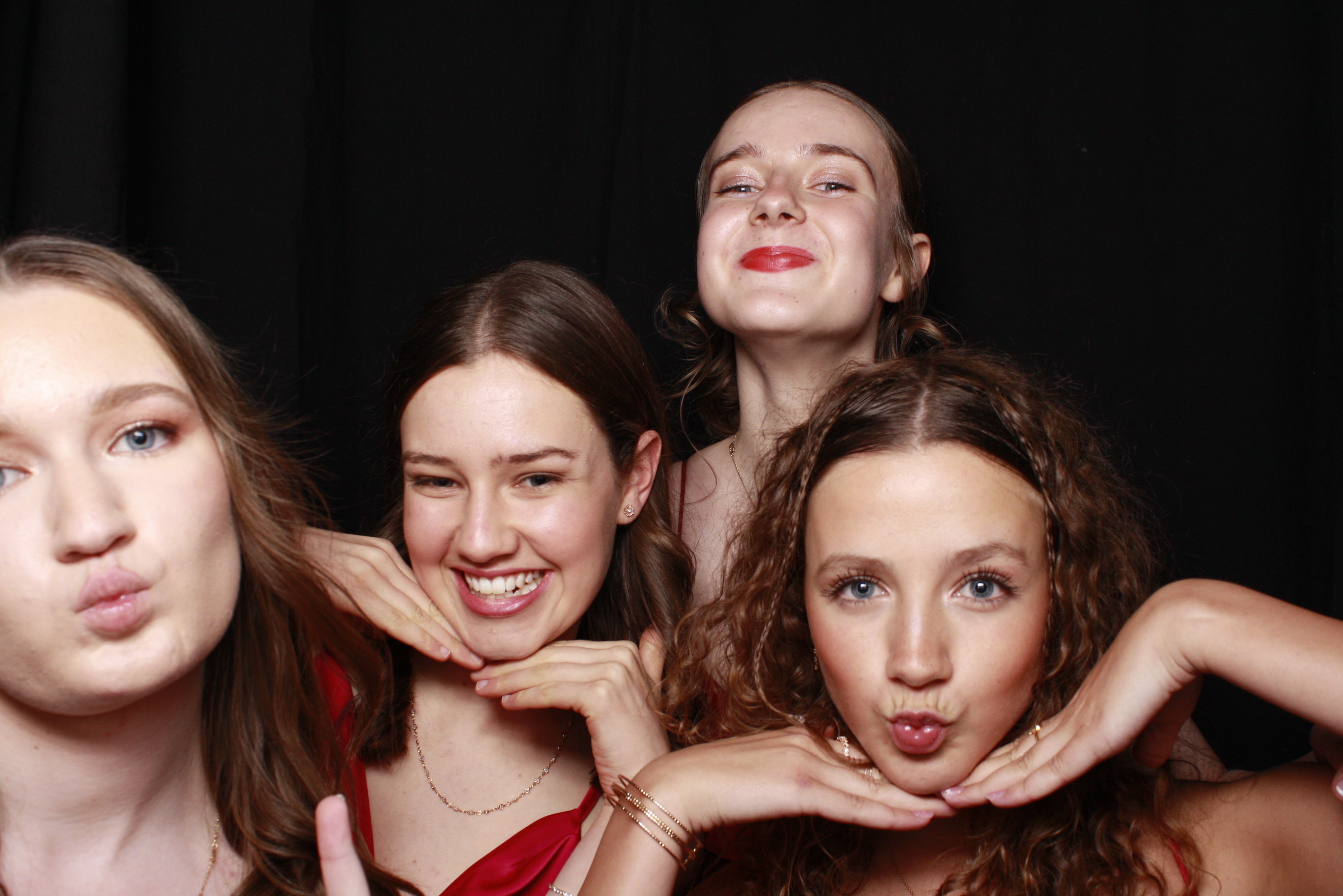 St Orans College Ball 2025 - Booth 1 | View more photos from the event at wgtngallery.classicphotobooths.co.nz/u/wgtncpbgallery/St-Orans-College-Ball-2025-Booth-1