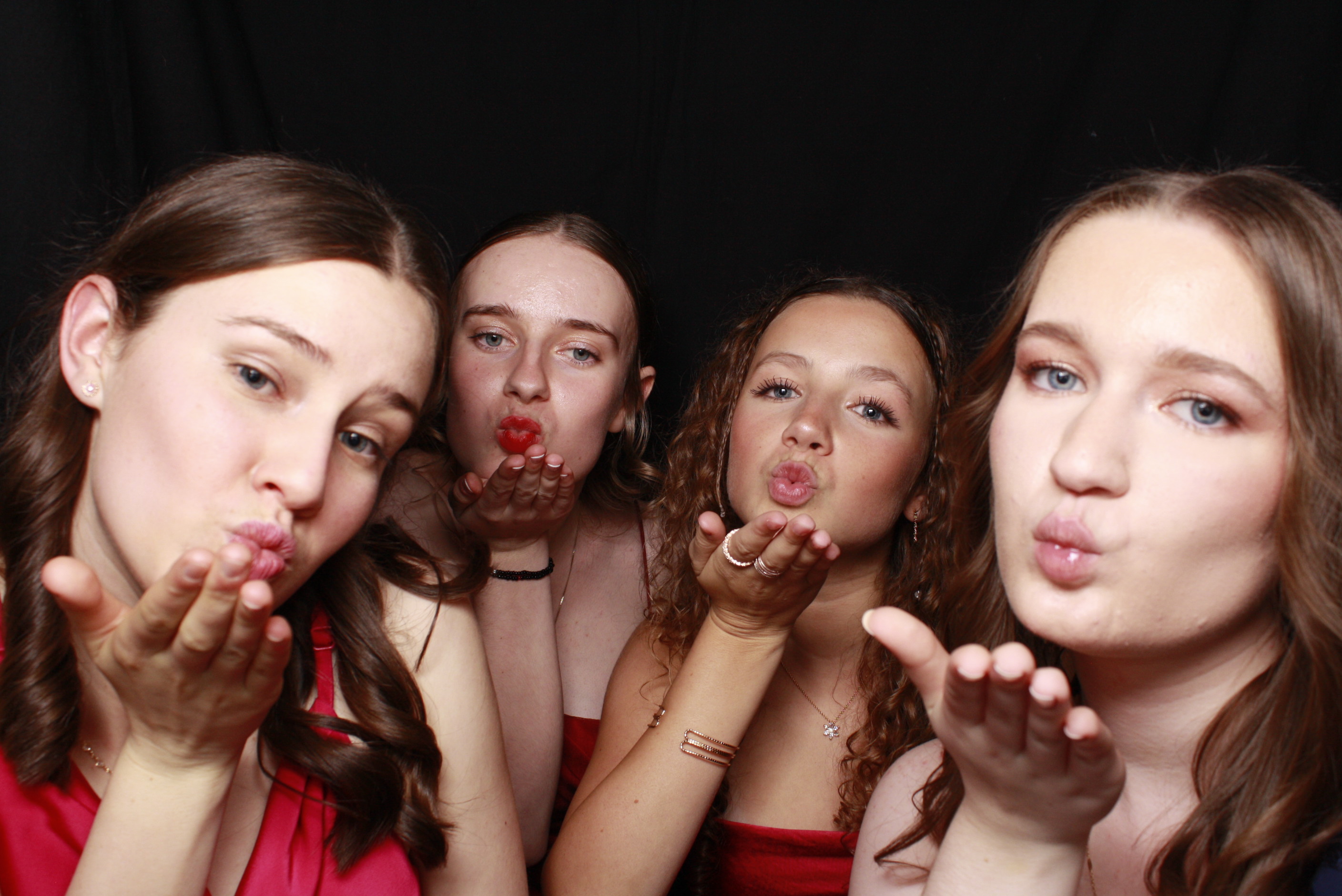 St Orans College Ball 2025 - Booth 1 | View more photos from the event at wgtngallery.classicphotobooths.co.nz/u/wgtncpbgallery/St-Orans-College-Ball-2025-Booth-1