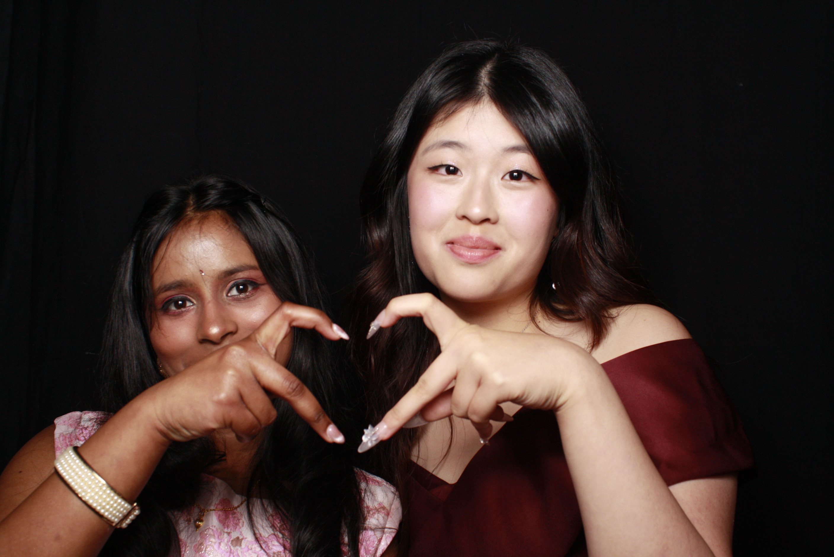 St Orans College Ball 2025 - Booth 1 | View more photos from the event at wgtngallery.classicphotobooths.co.nz/u/wgtncpbgallery/St-Orans-College-Ball-2025-Booth-1