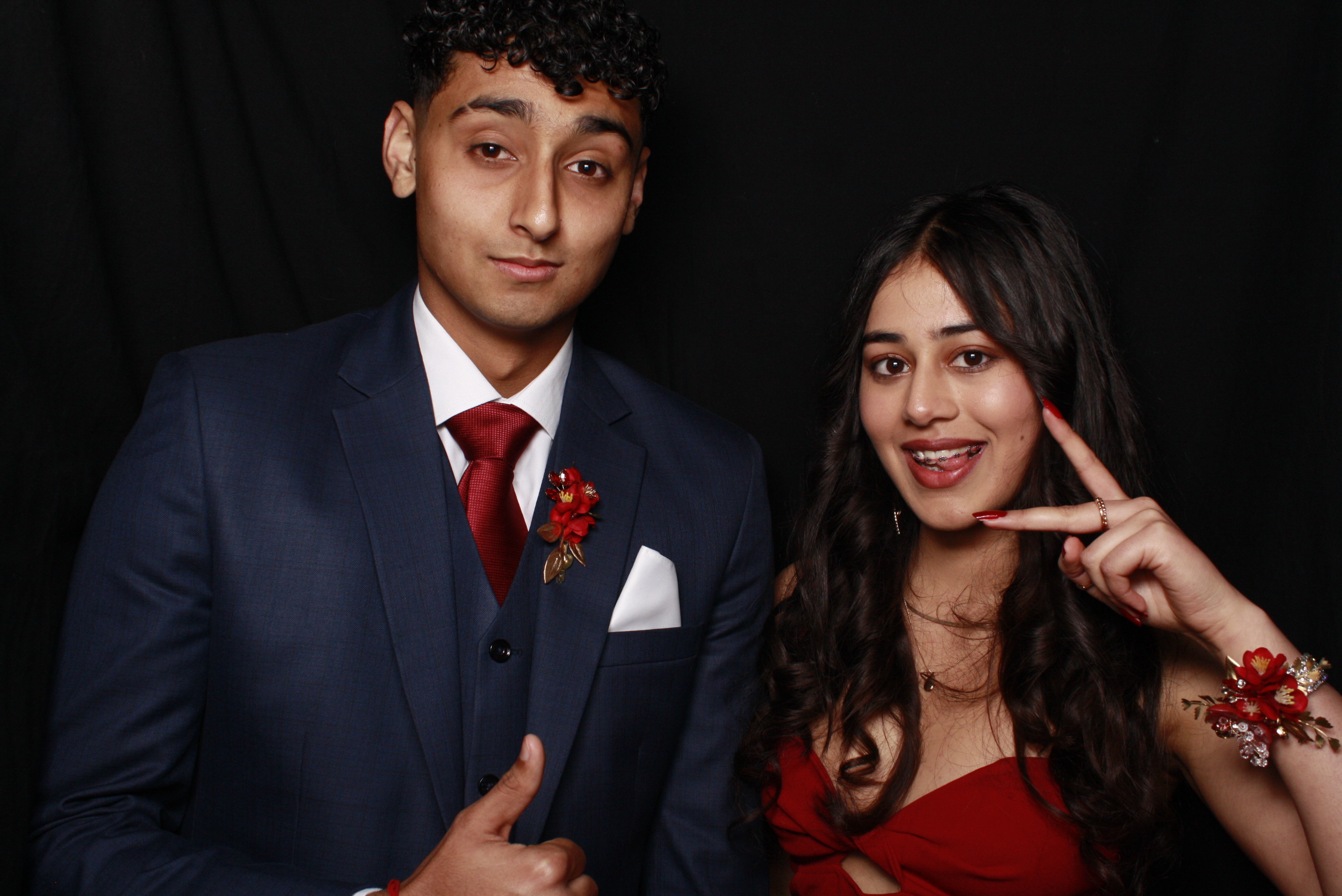 St Orans College Ball 2025 - Booth 1 | View more photos from the event at wgtngallery.classicphotobooths.co.nz/u/wgtncpbgallery/St-Orans-College-Ball-2025-Booth-1