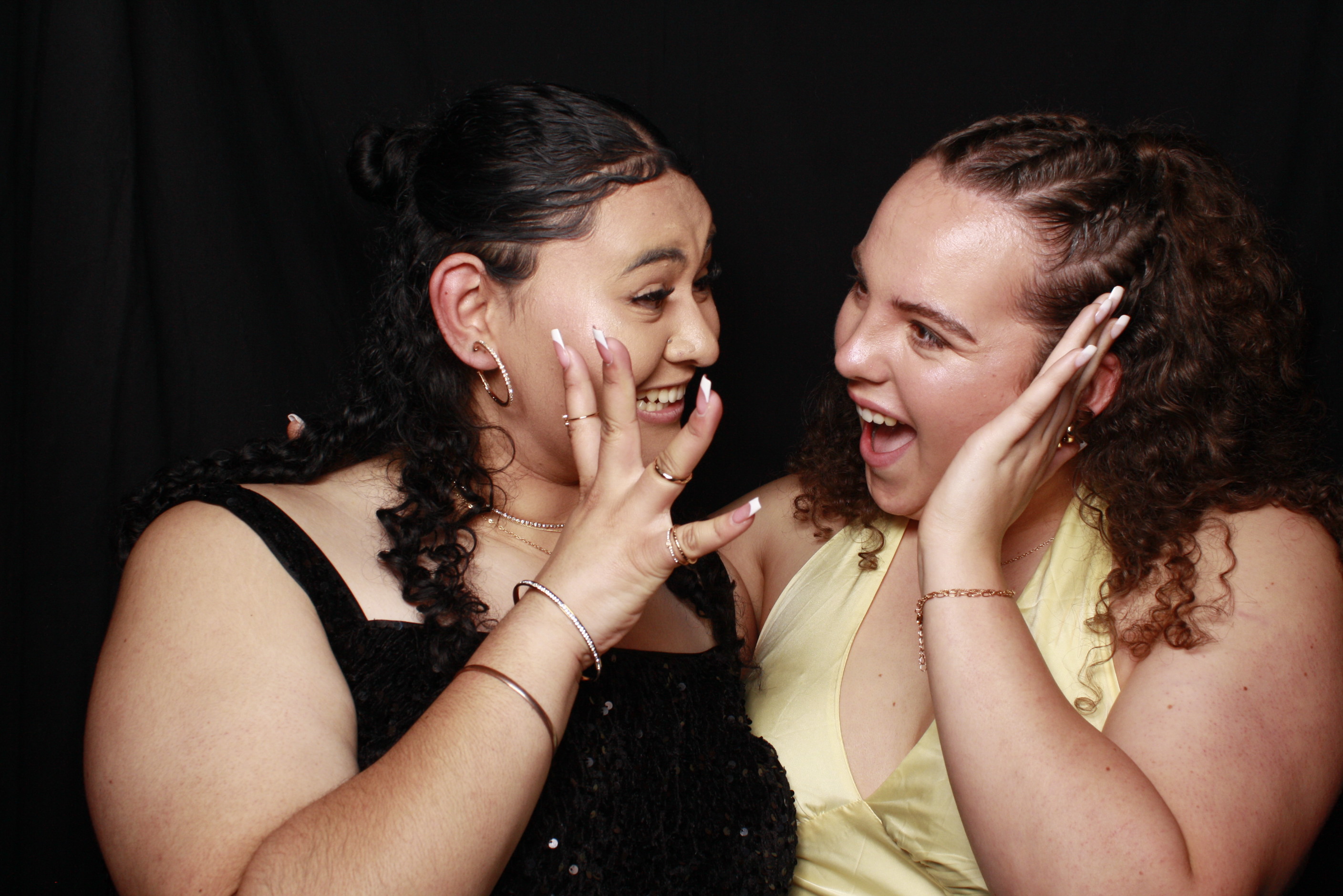 St Orans College Ball 2025 - Booth 1 | View more photos from the event at wgtngallery.classicphotobooths.co.nz/u/wgtncpbgallery/St-Orans-College-Ball-2025-Booth-1