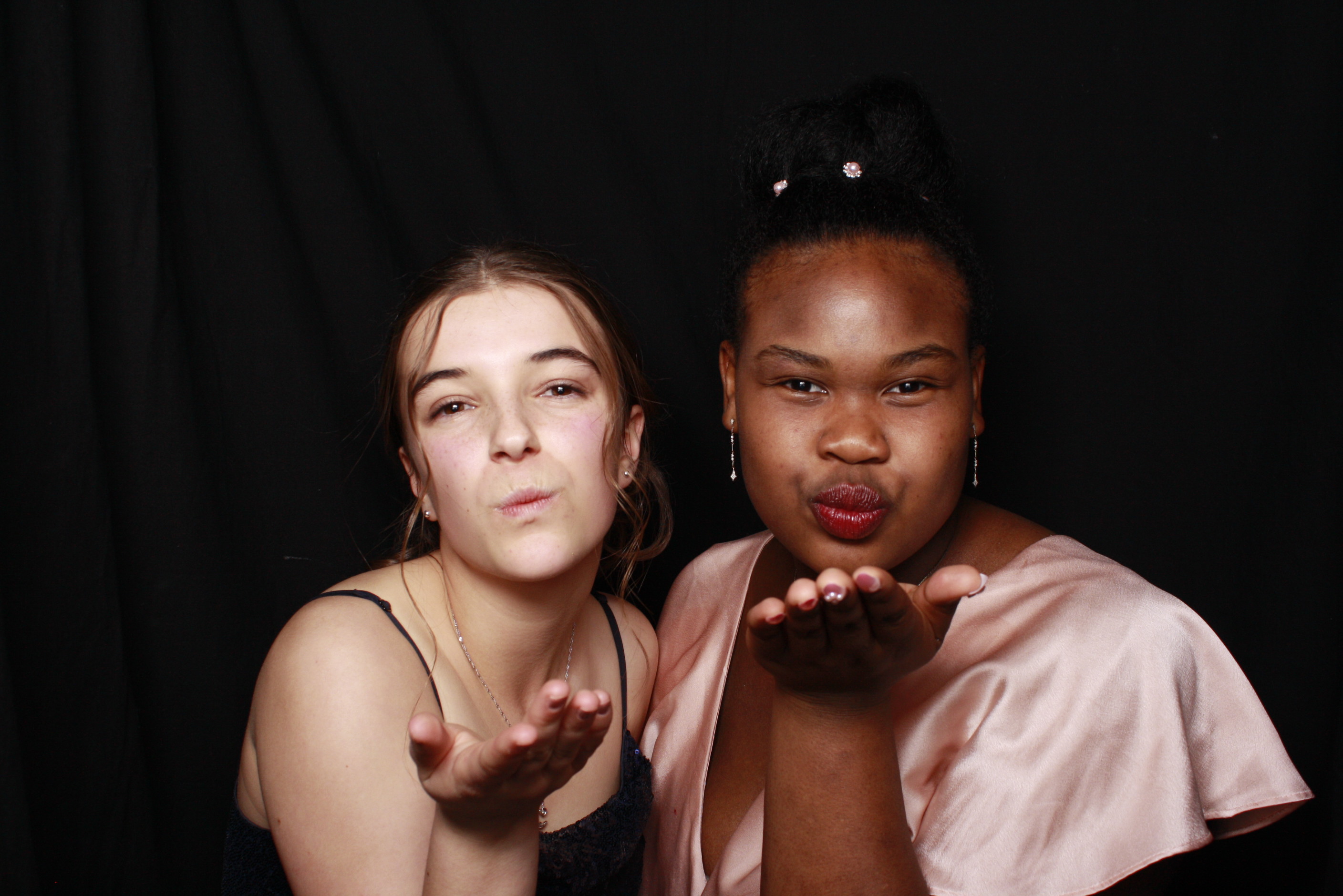 St Orans College Ball 2025 - Booth 1 | View more photos from the event at wgtngallery.classicphotobooths.co.nz/u/wgtncpbgallery/St-Orans-College-Ball-2025-Booth-1