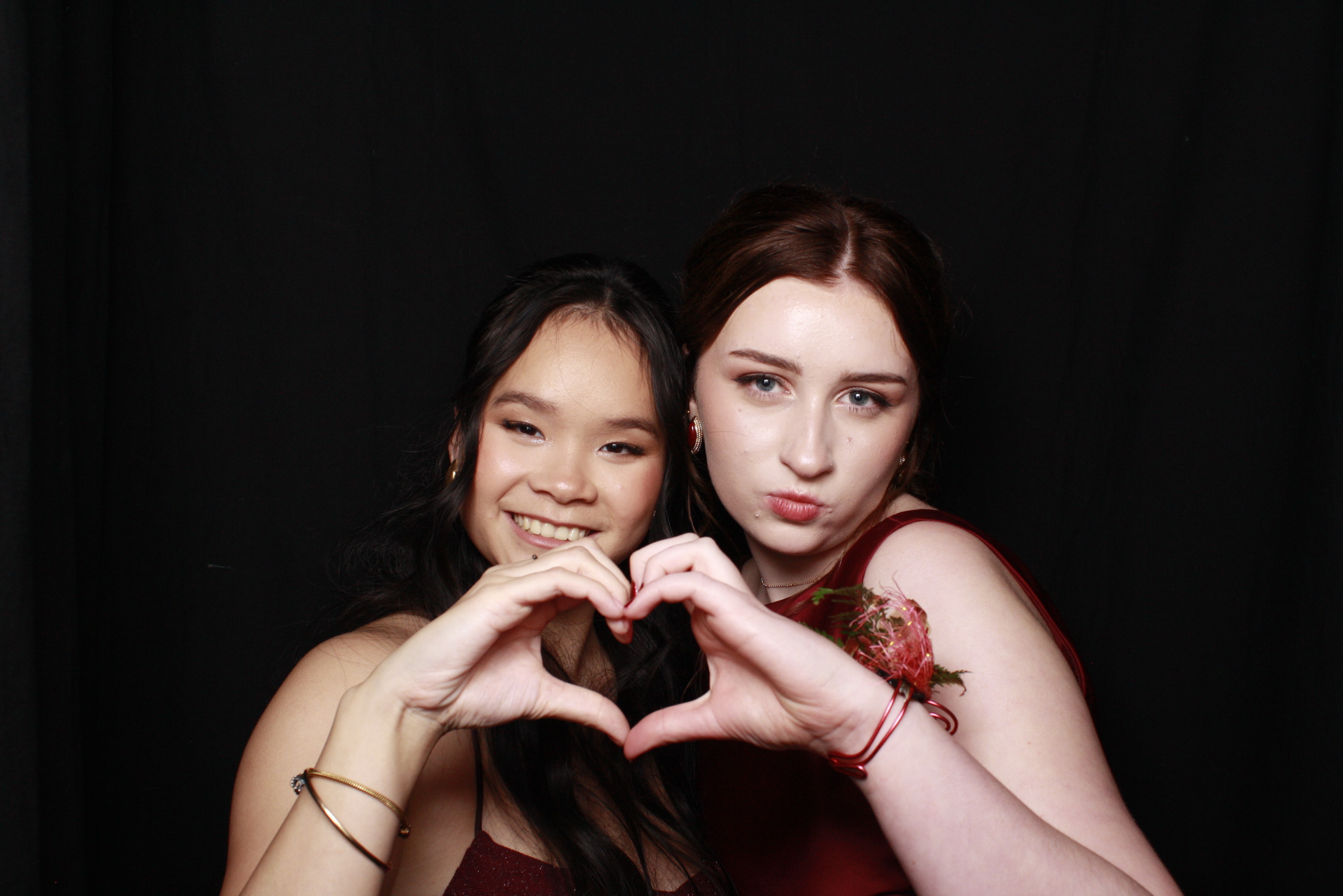 St Orans College Ball 2025 - Booth 1 | View more photos from the event at wgtngallery.classicphotobooths.co.nz/u/wgtncpbgallery/St-Orans-College-Ball-2025-Booth-1