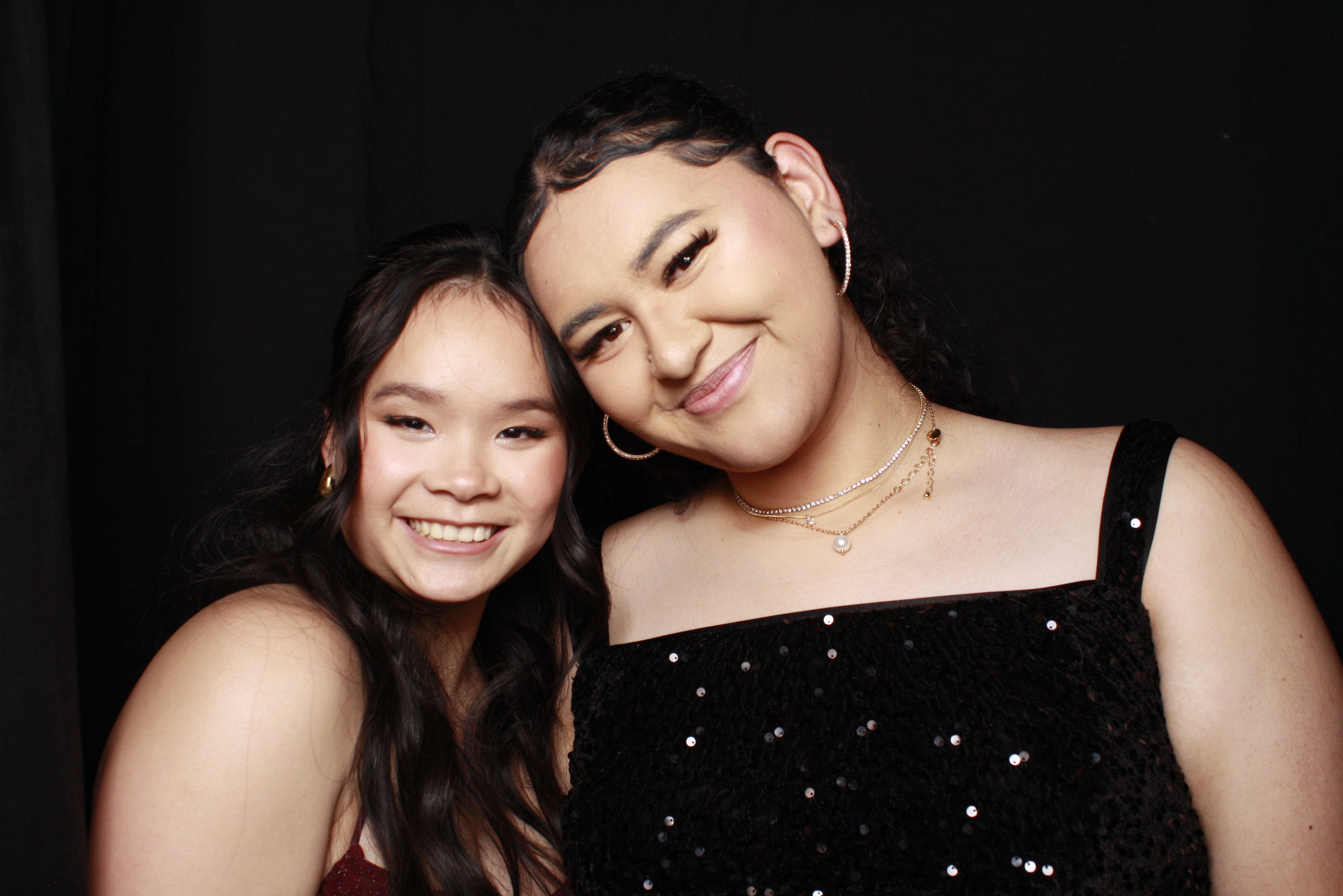 St Orans College Ball 2025 - Booth 1 | View more photos from the event at wgtngallery.classicphotobooths.co.nz/u/wgtncpbgallery/St-Orans-College-Ball-2025-Booth-1