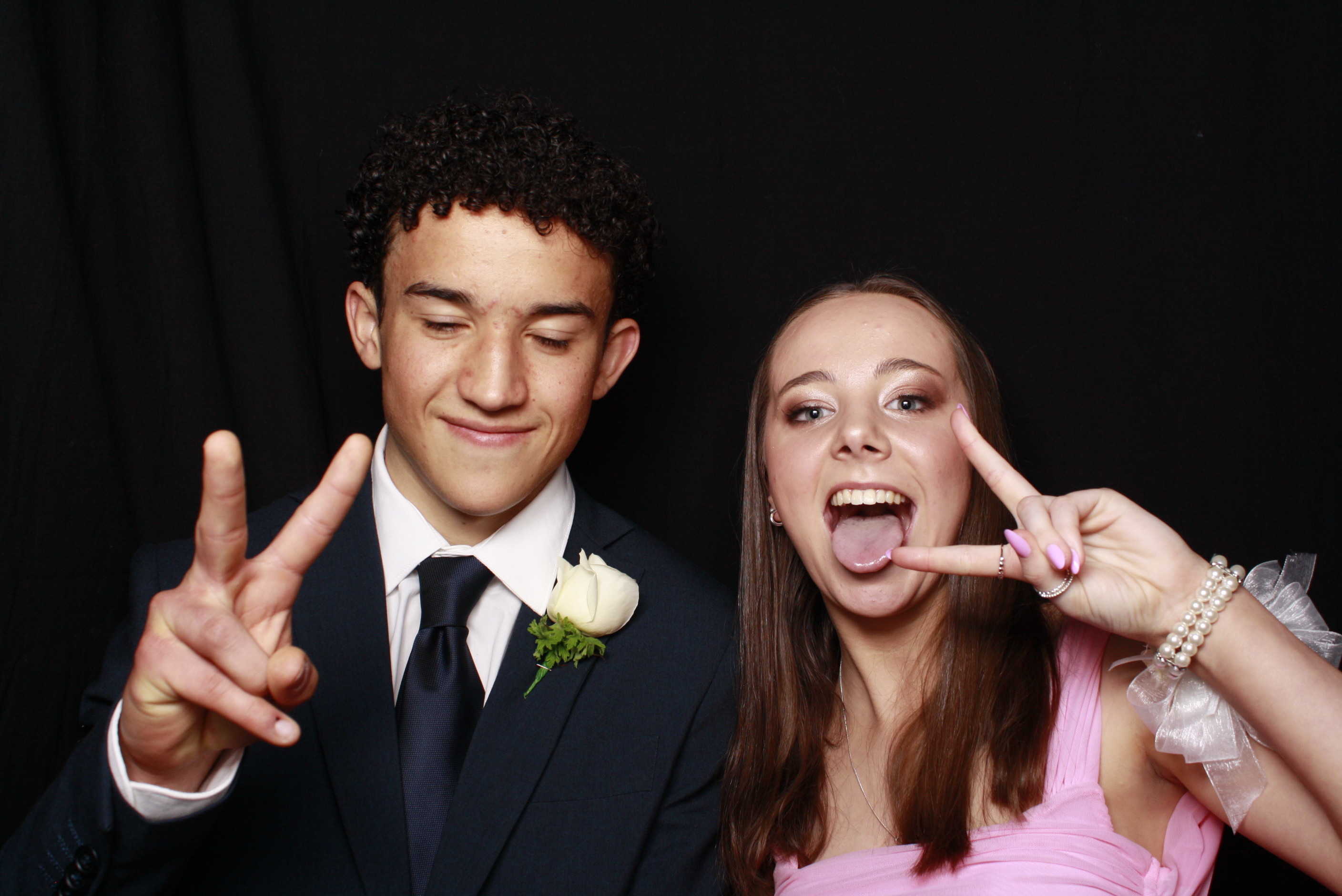 St Orans College Ball 2025 - Booth 1 | View more photos from the event at wgtngallery.classicphotobooths.co.nz/u/wgtncpbgallery/St-Orans-College-Ball-2025-Booth-1