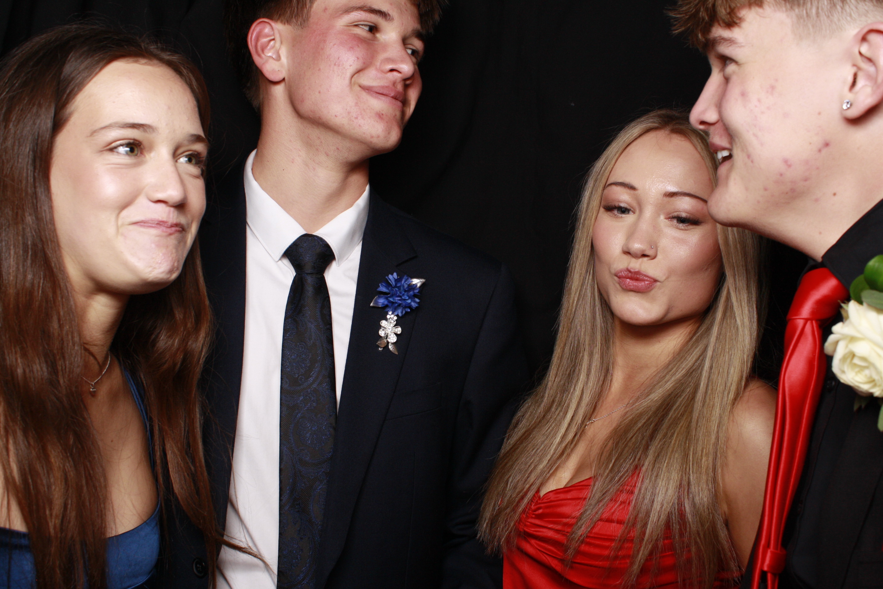 St Orans College Ball 2025 - Booth 1 | View more photos from the event at wgtngallery.classicphotobooths.co.nz/u/wgtncpbgallery/St-Orans-College-Ball-2025-Booth-1