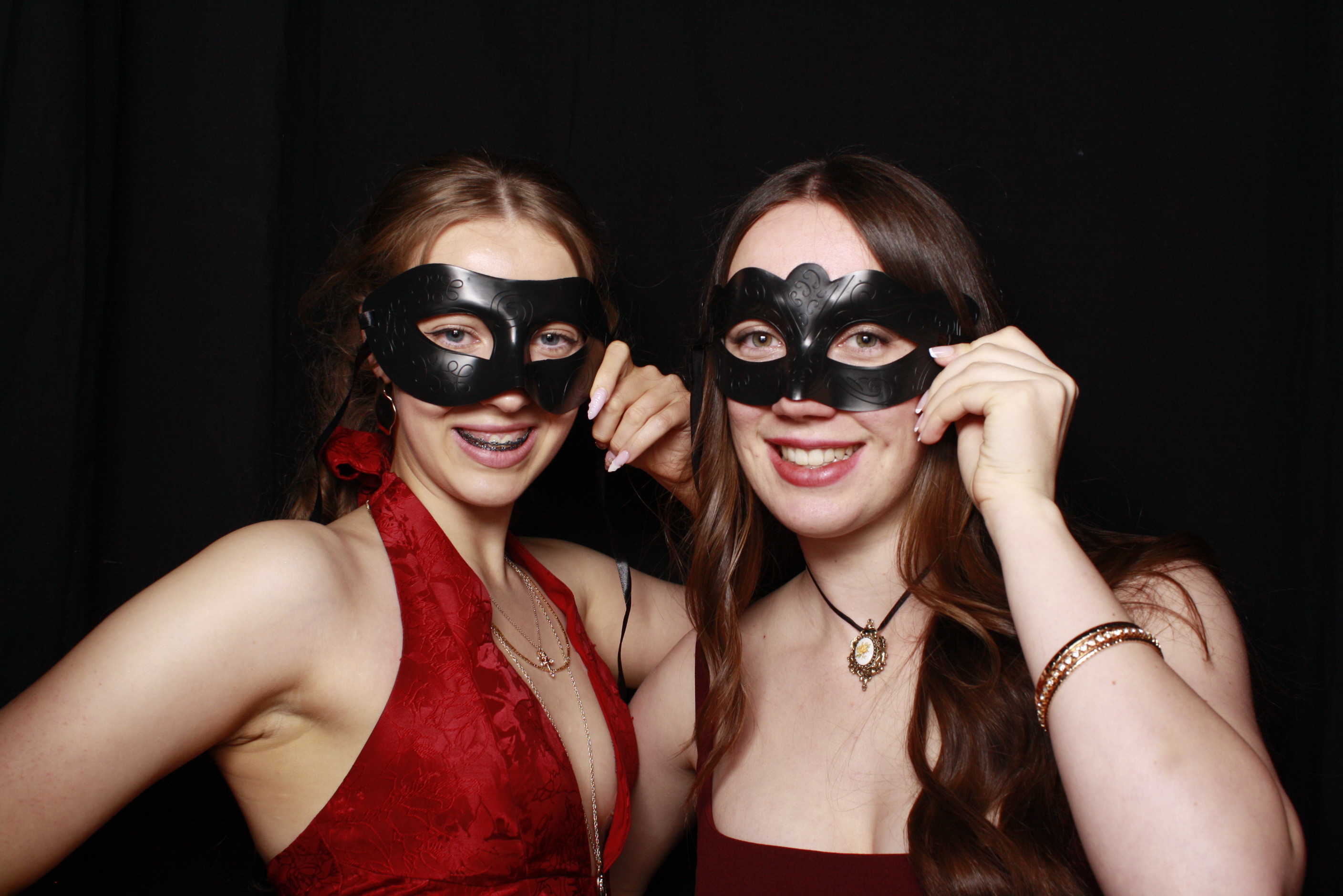 St Orans College Ball 2025 - Booth 1 | View more photos from the event at wgtngallery.classicphotobooths.co.nz/u/wgtncpbgallery/St-Orans-College-Ball-2025-Booth-1