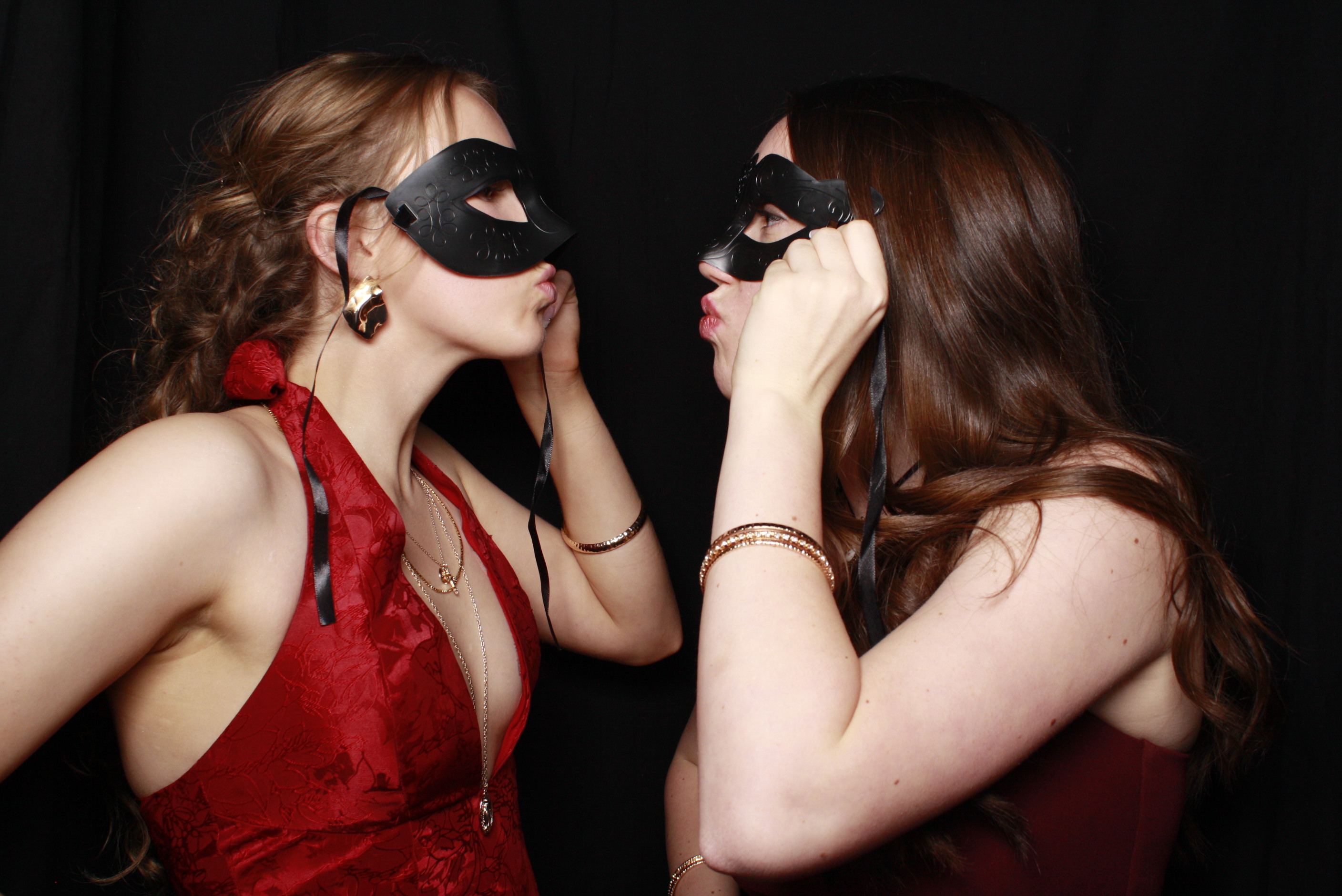 St Orans College Ball 2025 - Booth 1 | View more photos from the event at wgtngallery.classicphotobooths.co.nz/u/wgtncpbgallery/St-Orans-College-Ball-2025-Booth-1