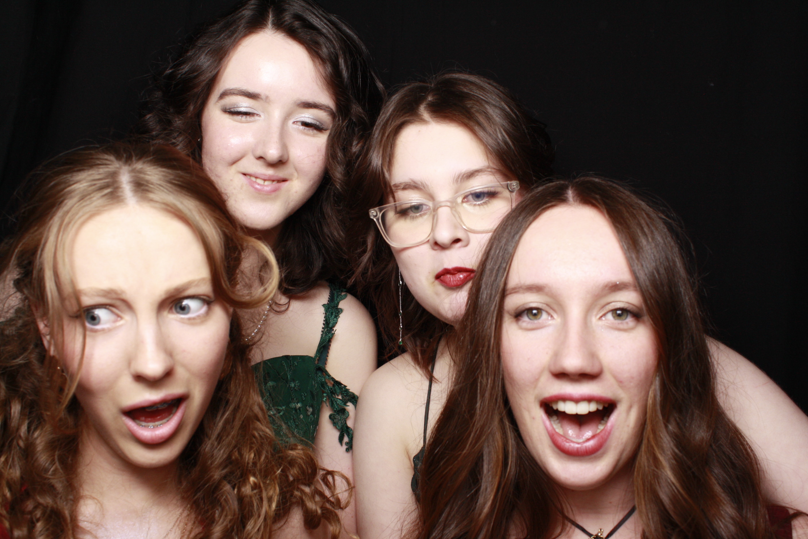 St Orans College Ball 2025 - Booth 1 | View more photos from the event at wgtngallery.classicphotobooths.co.nz/u/wgtncpbgallery/St-Orans-College-Ball-2025-Booth-1