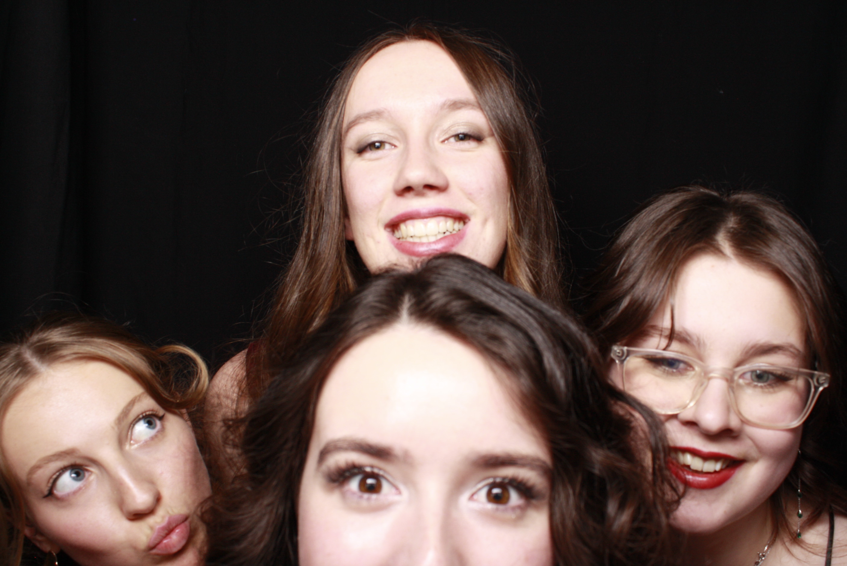 St Orans College Ball 2025 - Booth 1 | View more photos from the event at wgtngallery.classicphotobooths.co.nz/u/wgtncpbgallery/St-Orans-College-Ball-2025-Booth-1