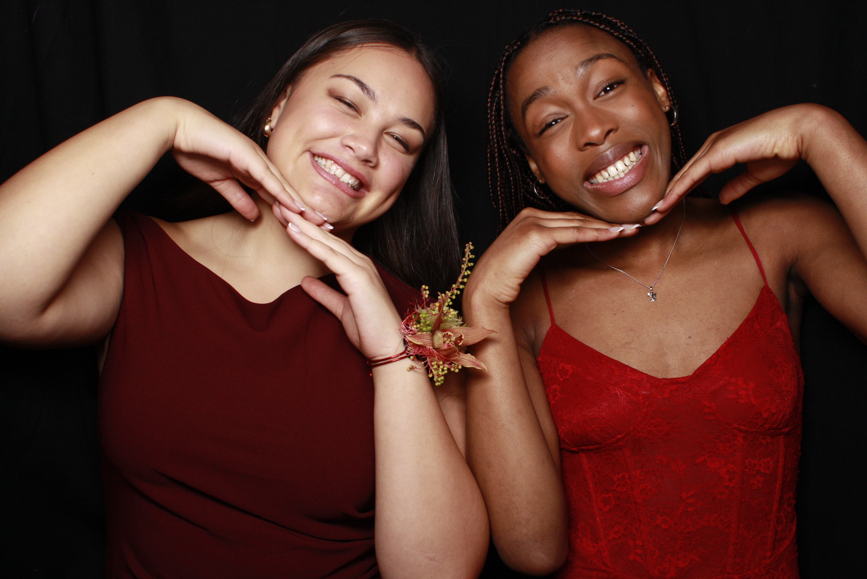 St Orans College Ball 2025 - Booth 1 | View more photos from the event at wgtngallery.classicphotobooths.co.nz/u/wgtncpbgallery/St-Orans-College-Ball-2025-Booth-1