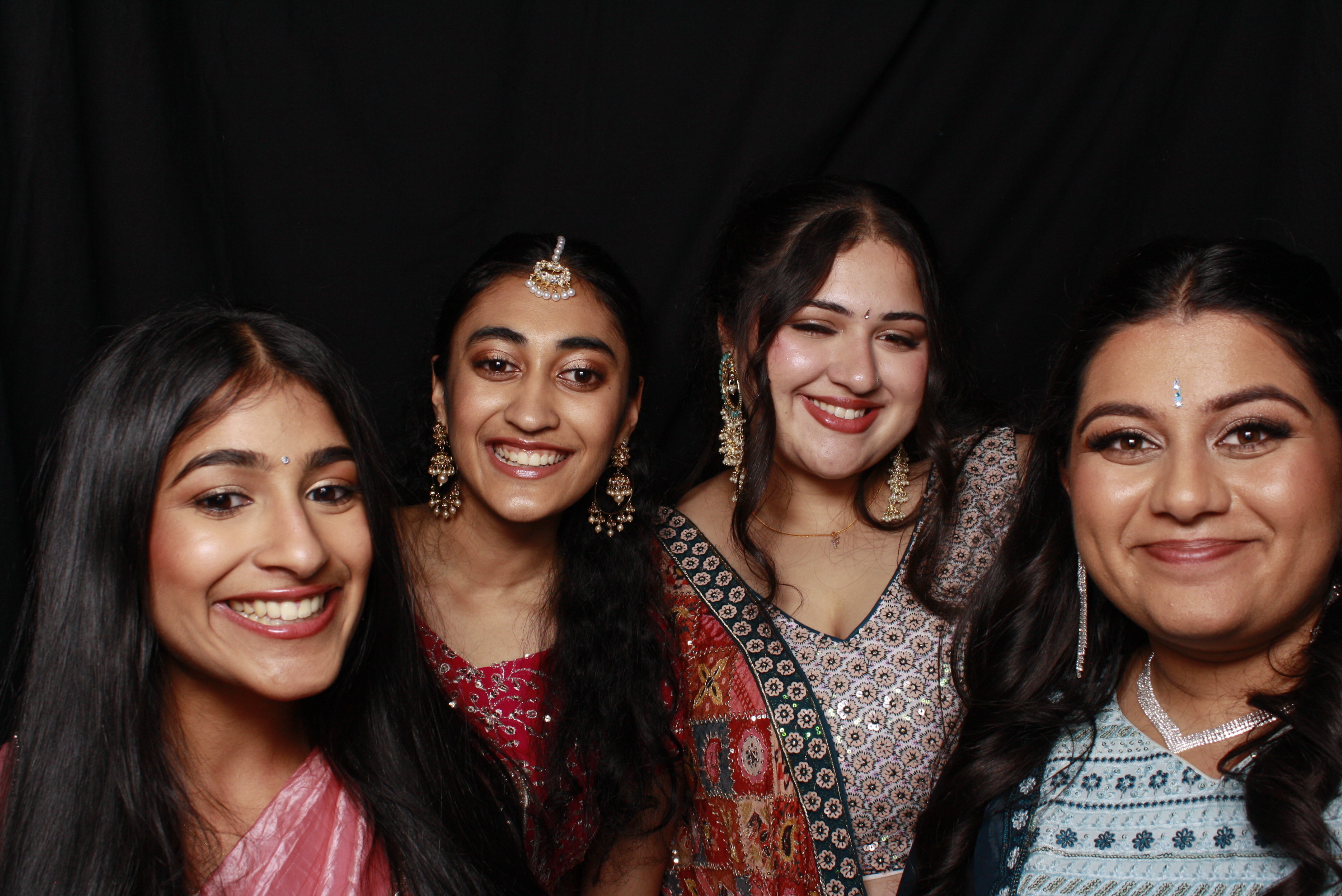 St Orans College Ball 2025 - Booth 1 | View more photos from the event at wgtngallery.classicphotobooths.co.nz/u/wgtncpbgallery/St-Orans-College-Ball-2025-Booth-1