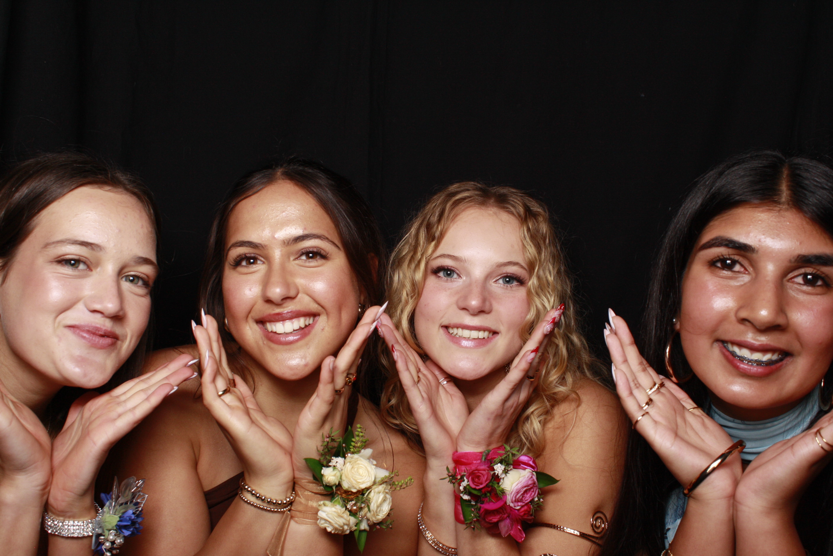 St Orans College Ball 2025 - Booth 1 | View more photos from the event at wgtngallery.classicphotobooths.co.nz/u/wgtncpbgallery/St-Orans-College-Ball-2025-Booth-1