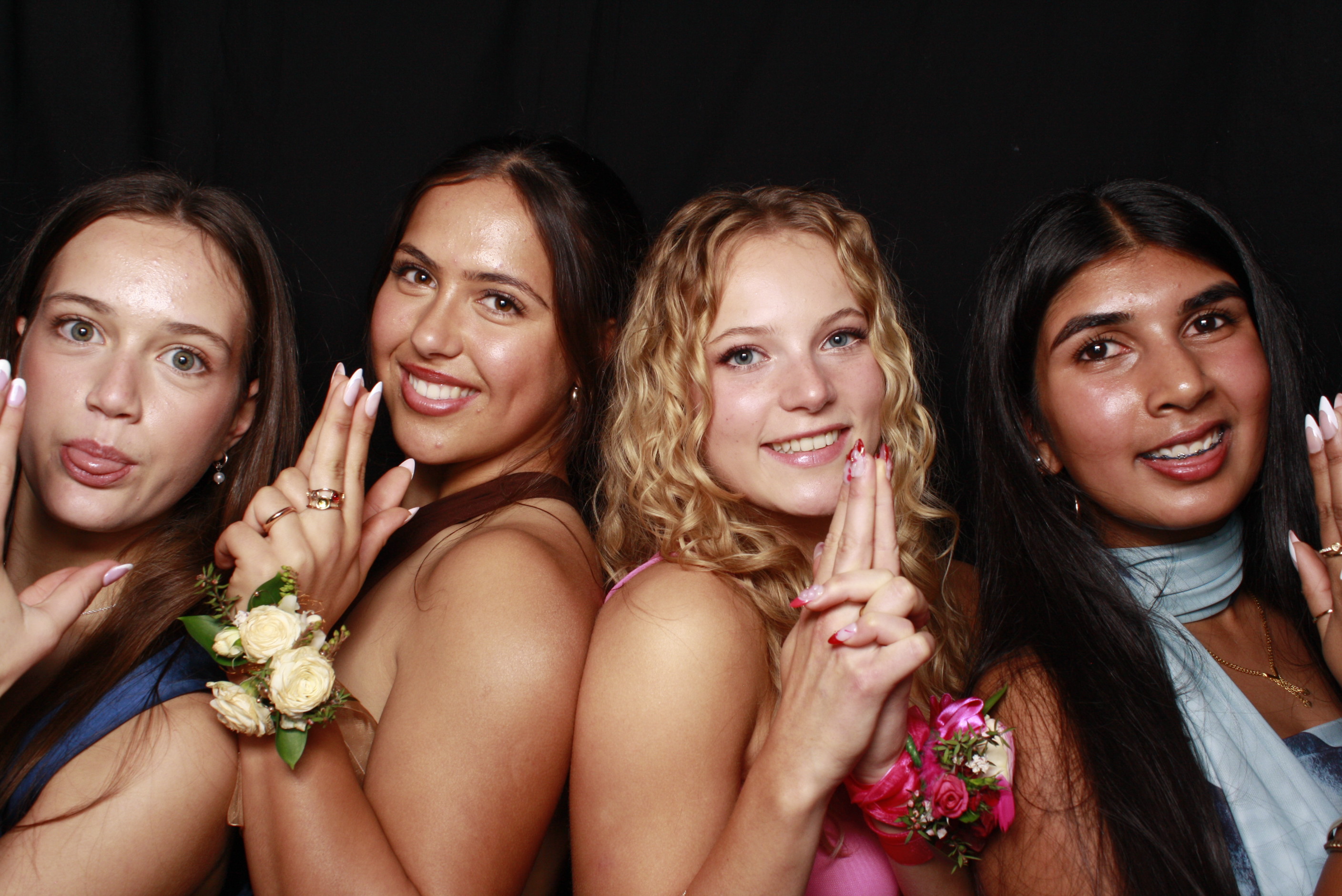 St Orans College Ball 2025 - Booth 1 | View more photos from the event at wgtngallery.classicphotobooths.co.nz/u/wgtncpbgallery/St-Orans-College-Ball-2025-Booth-1