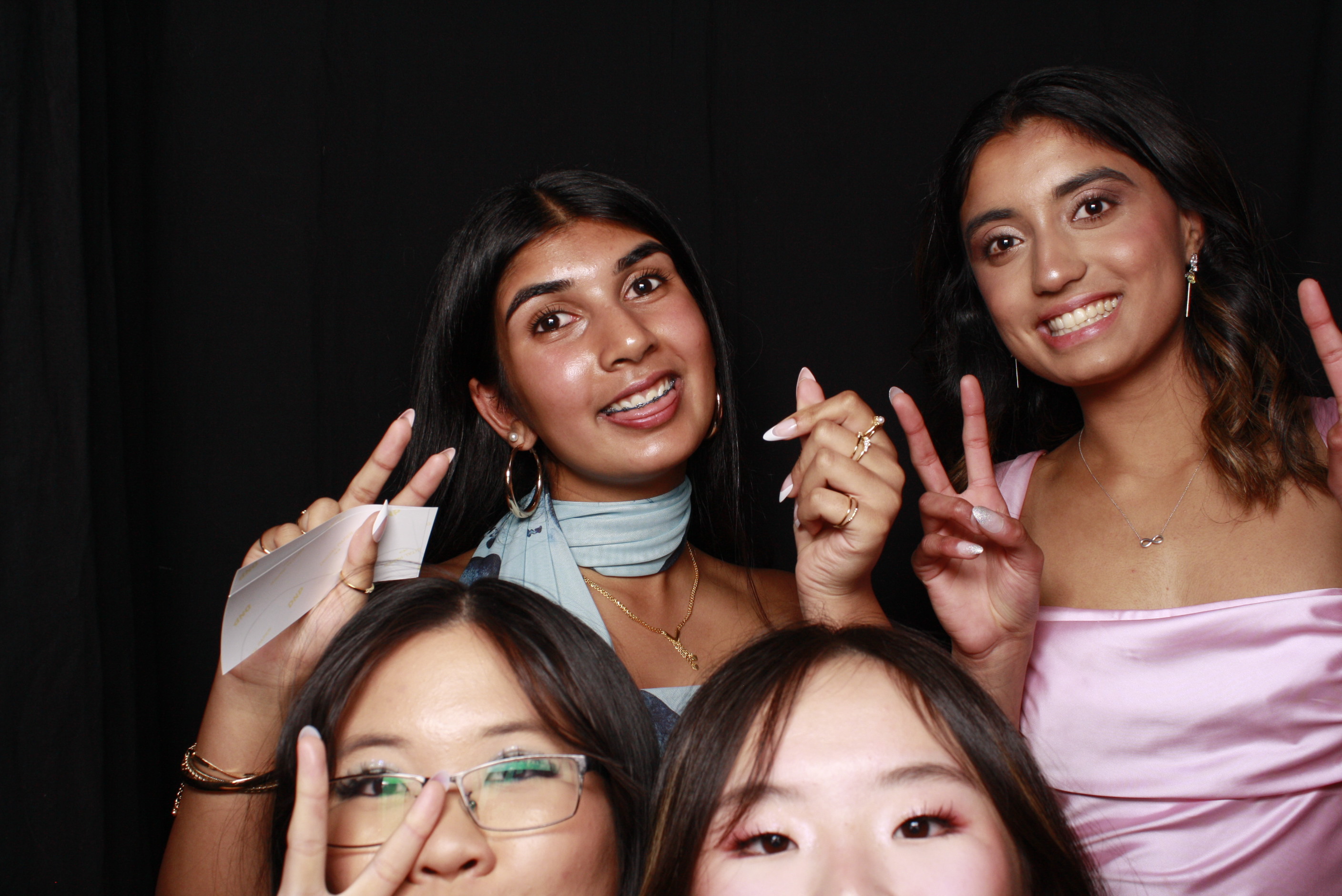 St Orans College Ball 2025 - Booth 1 | View more photos from the event at wgtngallery.classicphotobooths.co.nz/u/wgtncpbgallery/St-Orans-College-Ball-2025-Booth-1