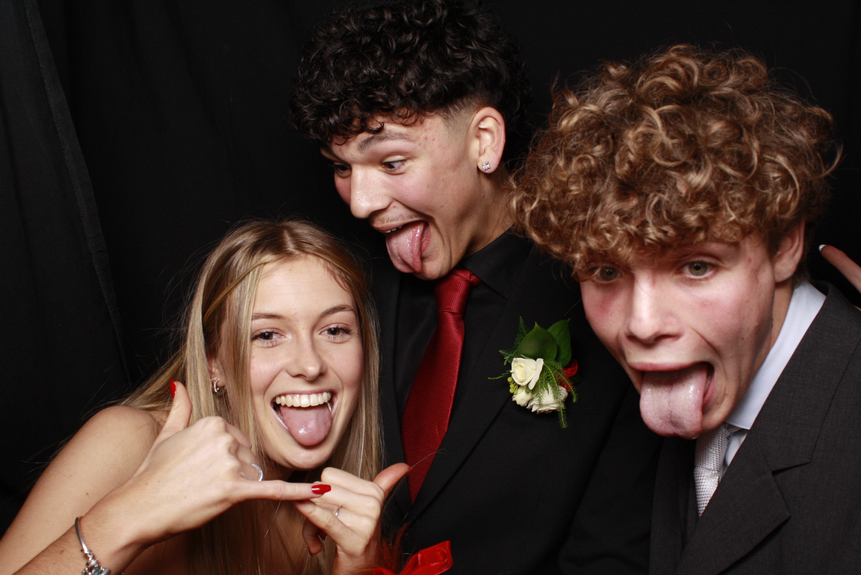 St Orans College Ball 2025 - Booth 1 | View more photos from the event at wgtngallery.classicphotobooths.co.nz/u/wgtncpbgallery/St-Orans-College-Ball-2025-Booth-1