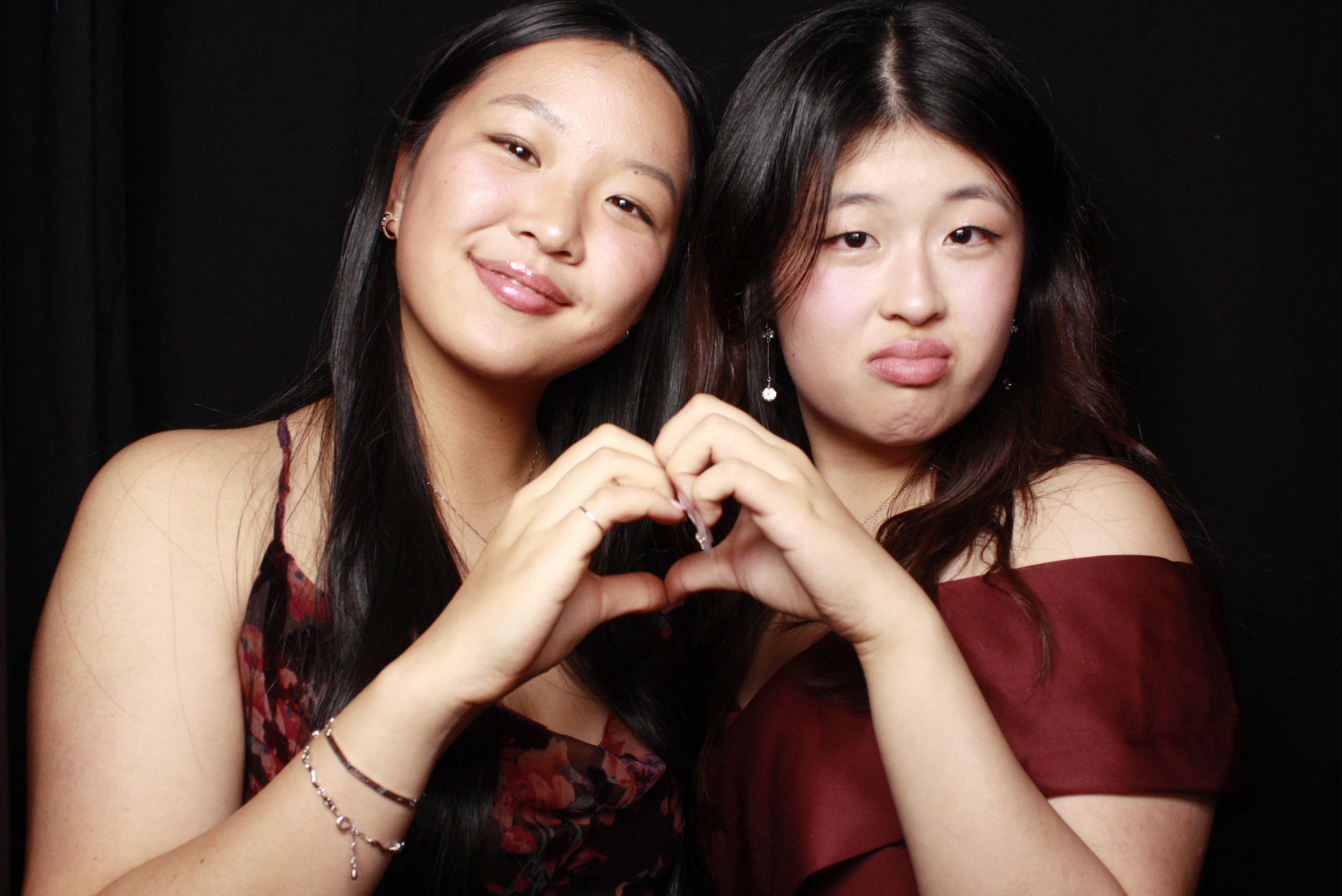 St Orans College Ball 2025 - Booth 1 | View more photos from the event at wgtngallery.classicphotobooths.co.nz/u/wgtncpbgallery/St-Orans-College-Ball-2025-Booth-1