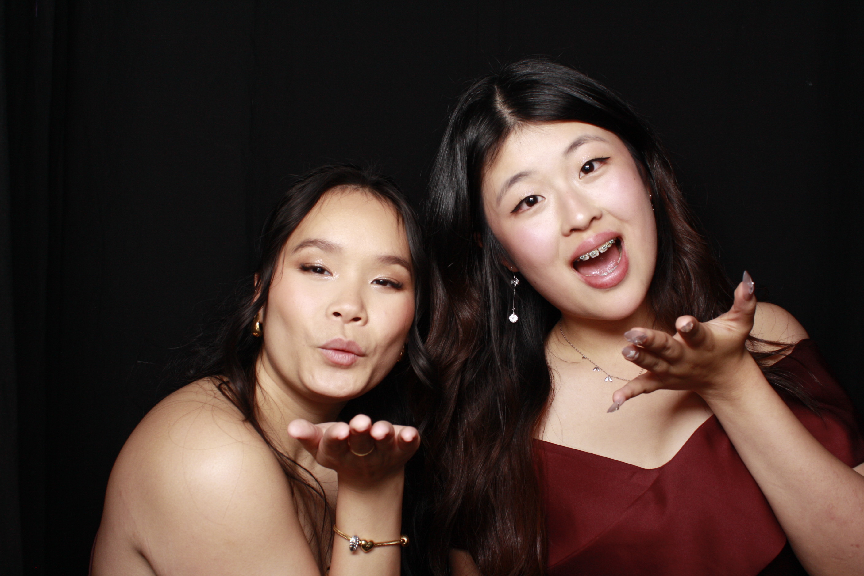 St Orans College Ball 2025 - Booth 1 | View more photos from the event at wgtngallery.classicphotobooths.co.nz/u/wgtncpbgallery/St-Orans-College-Ball-2025-Booth-1