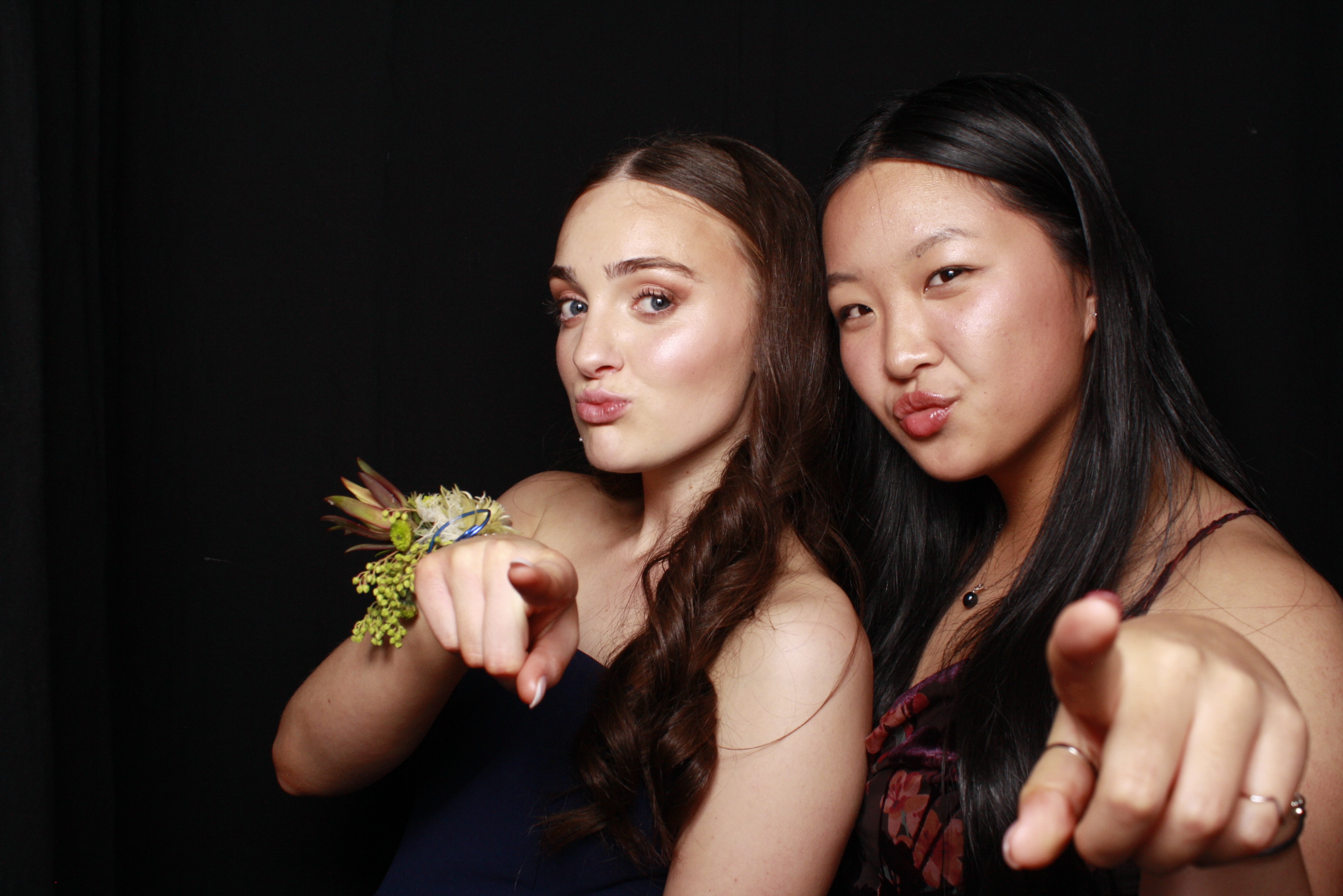 St Orans College Ball 2025 - Booth 1 | View more photos from the event at wgtngallery.classicphotobooths.co.nz/u/wgtncpbgallery/St-Orans-College-Ball-2025-Booth-1